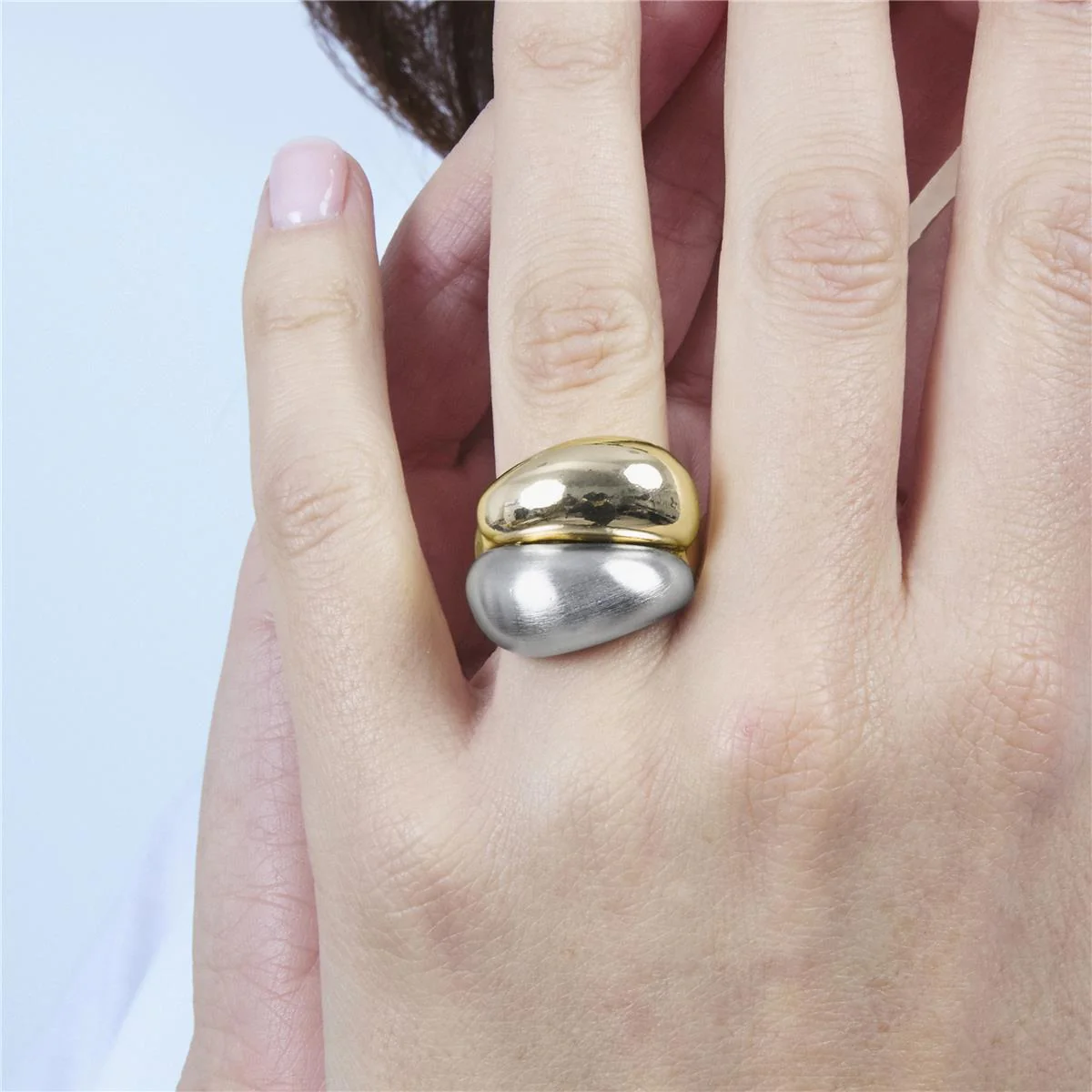 Anillo acabado en oro amarillo de 18k - Oga - Image 6