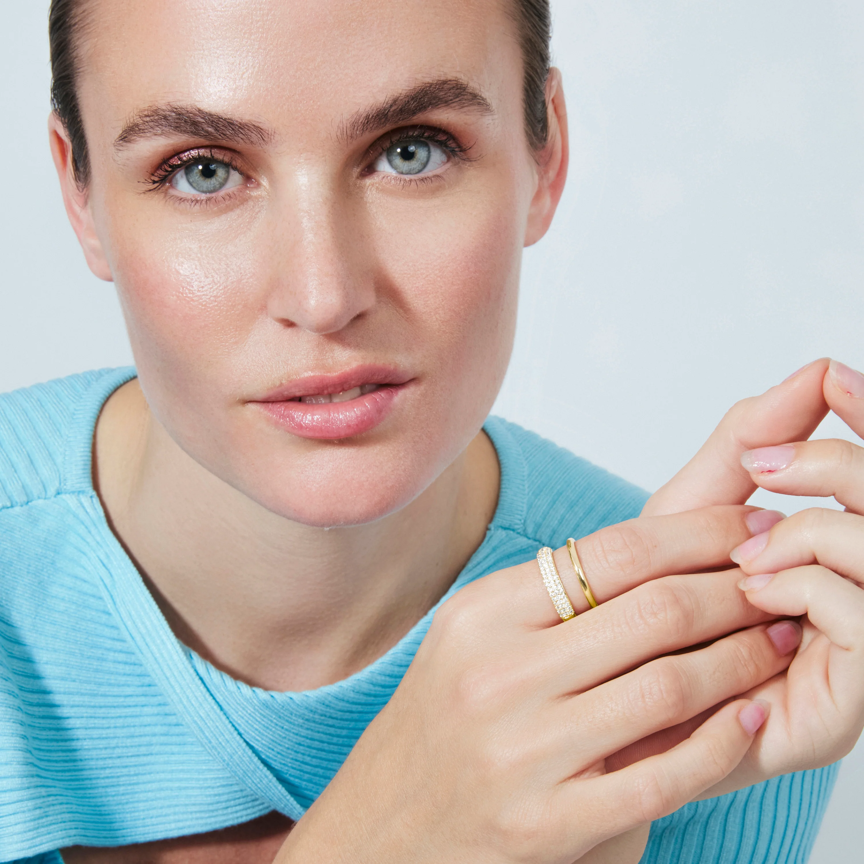 Anillo de Circonita Brillante acabado en oro amarillo de 18k - Armoshi - Image 3