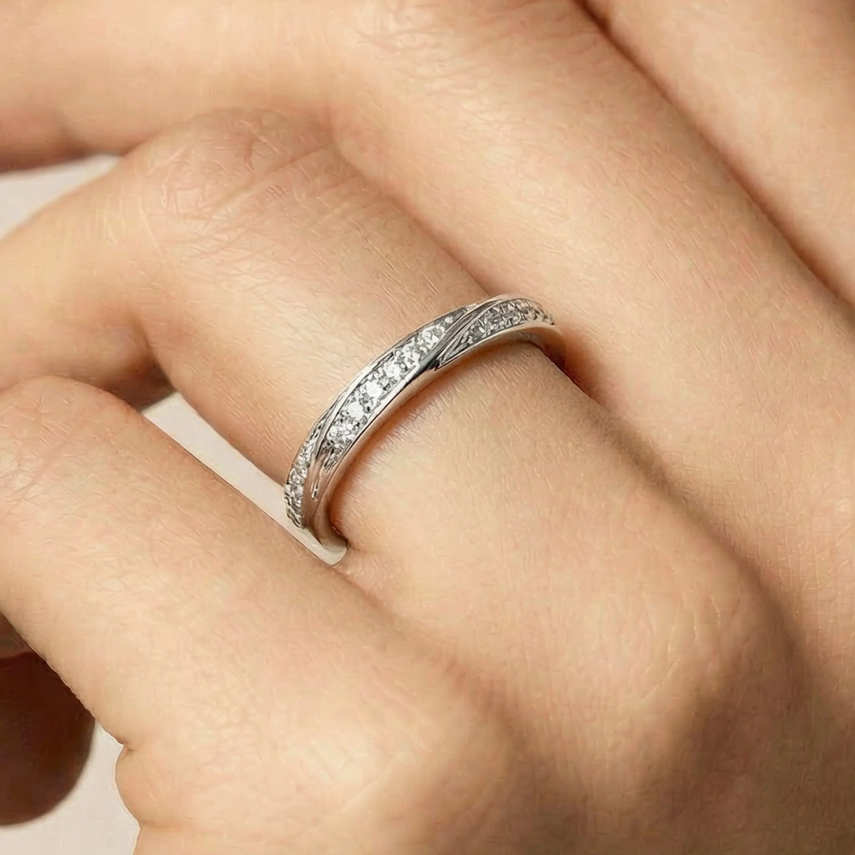 Anillo de Circonita Brillante Acabado En Plata - Frebal - Image 4