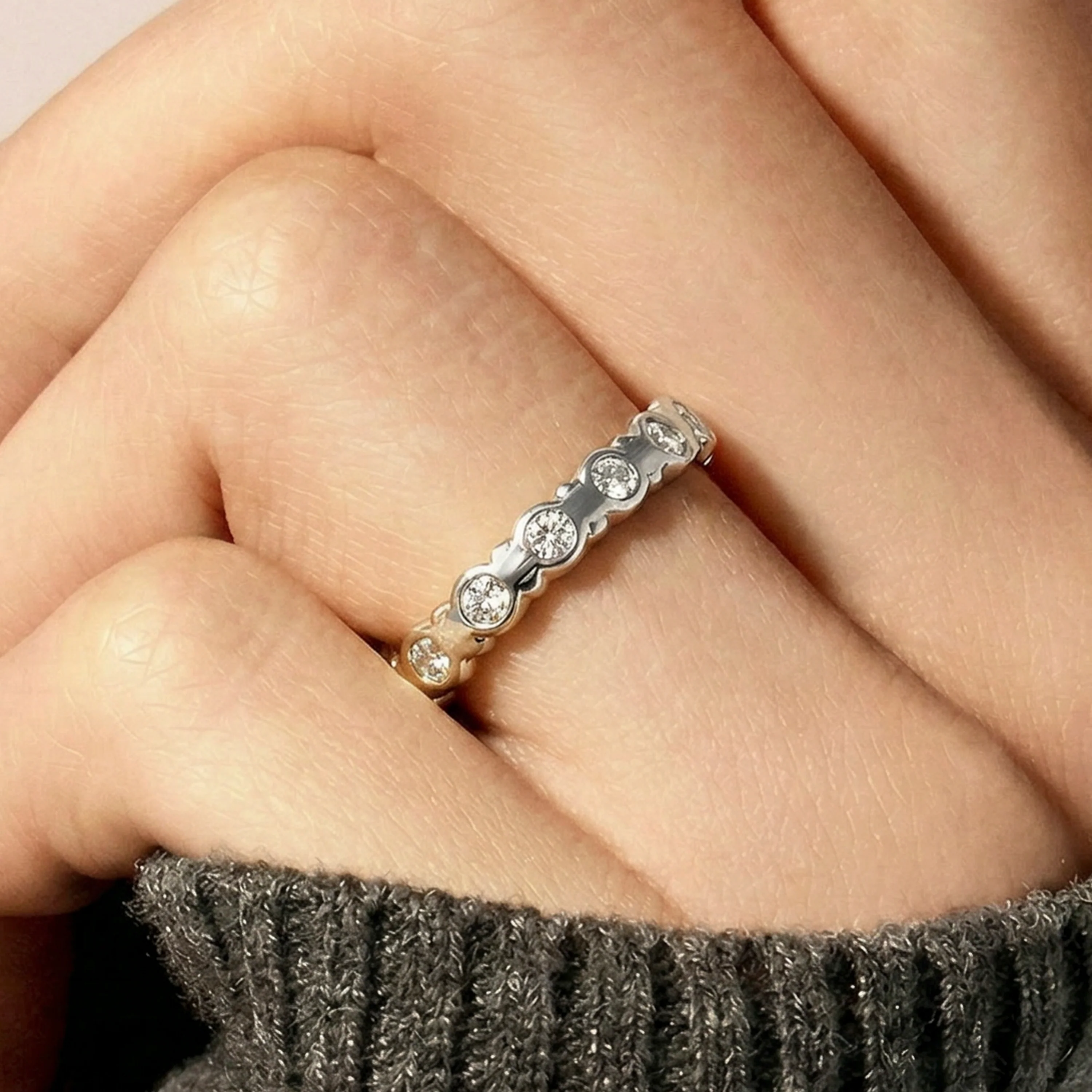 Anillo de Circonita Brillante Acabado En Plata - Navi - Image 6