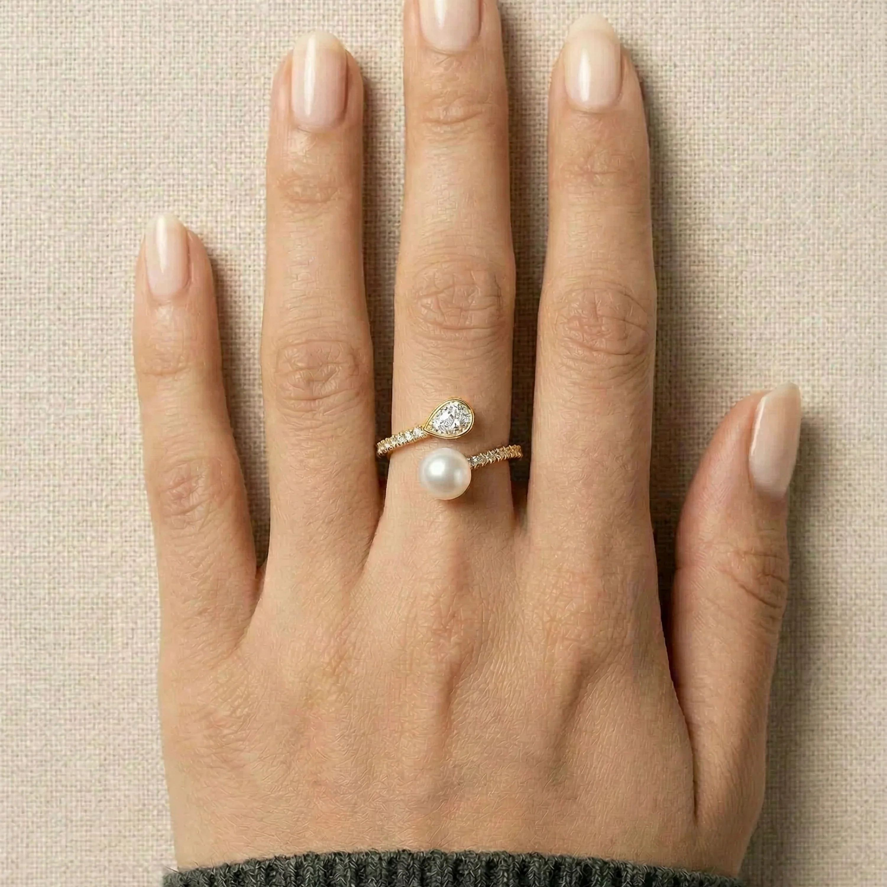 Anillo de Perla Blanca acabado en oro amarillo de 18k - Tian - Image 4