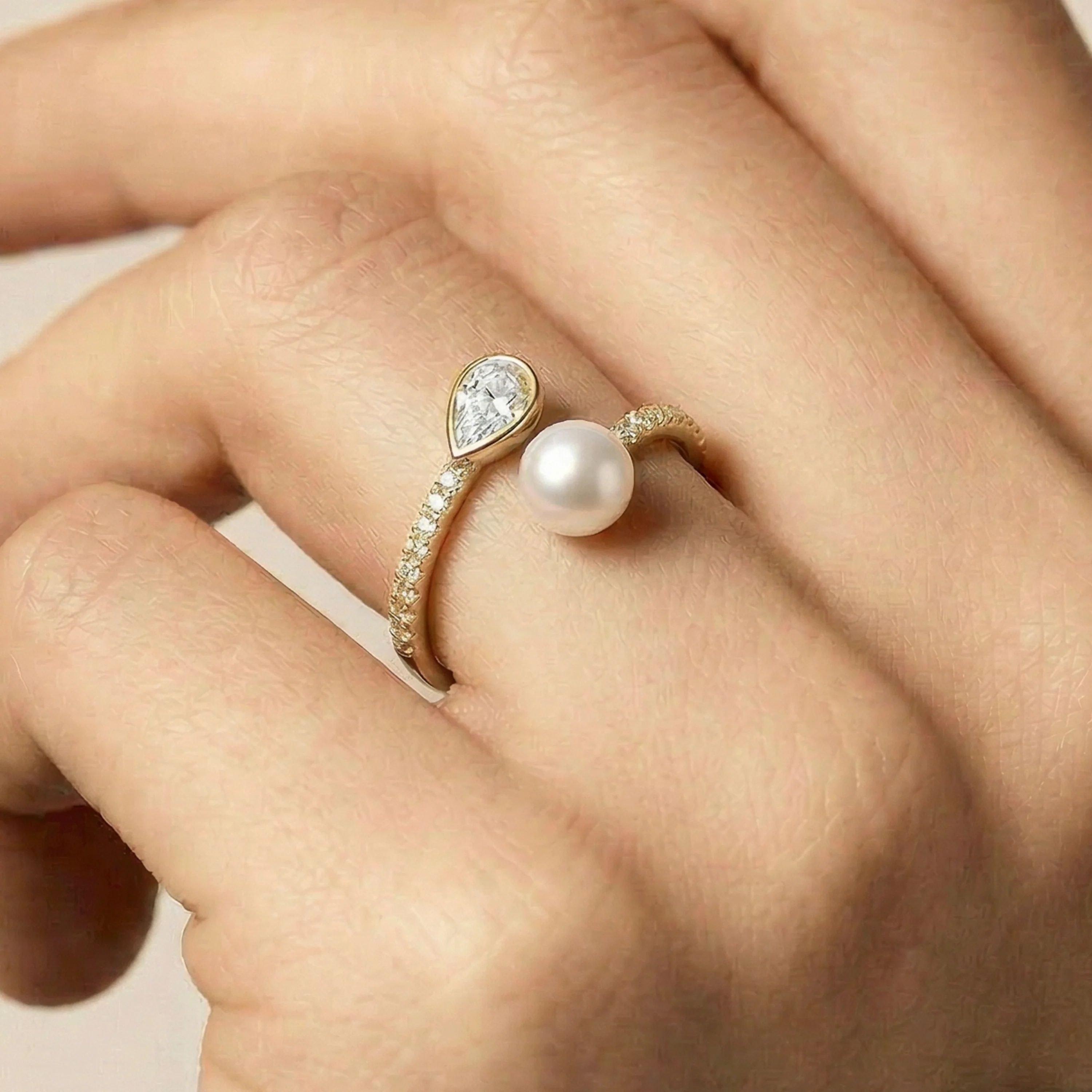Anillo de Perla Blanca acabado en oro amarillo de 18k - Tian - Image 6