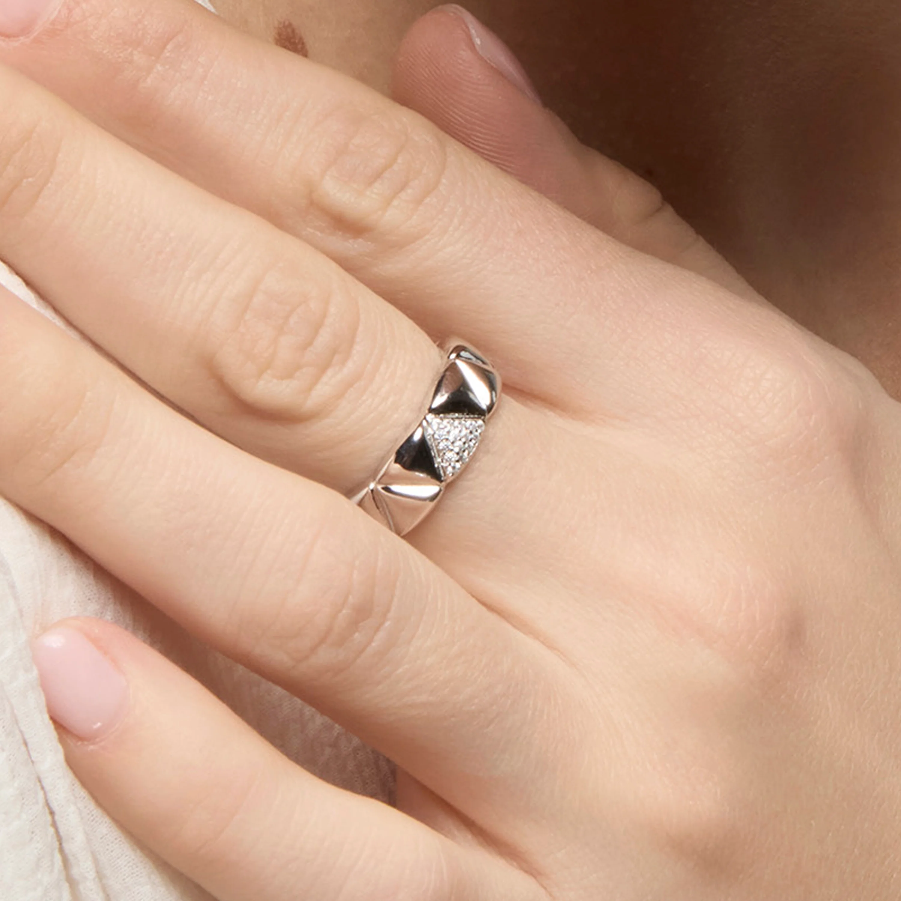 Anillo de Plata de Ley 925 y Circonita Brillante acabado rodio - Imwa - Image 4