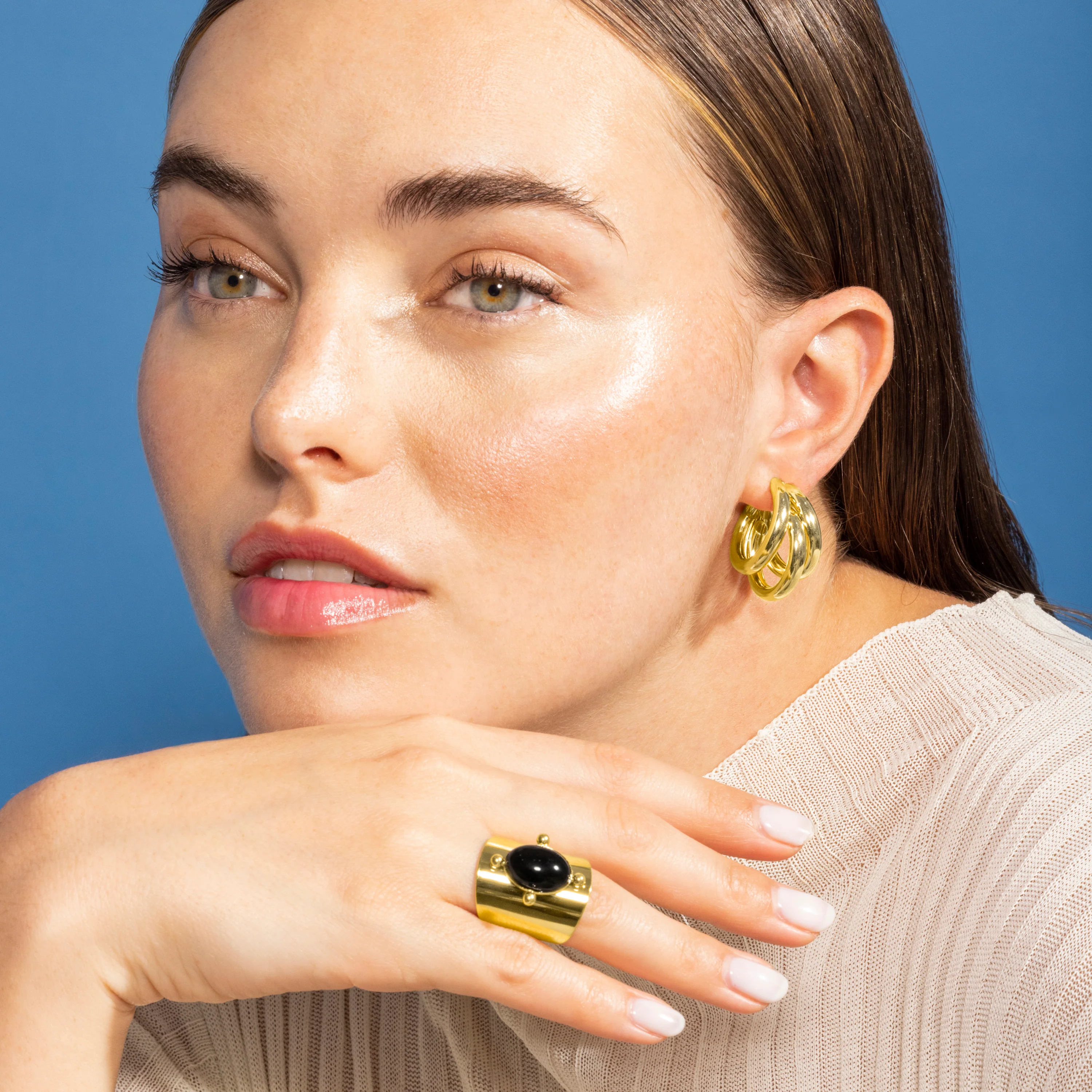 Anillo de Ónix acabado en oro amarillo 18K- Rhumo - Image 5