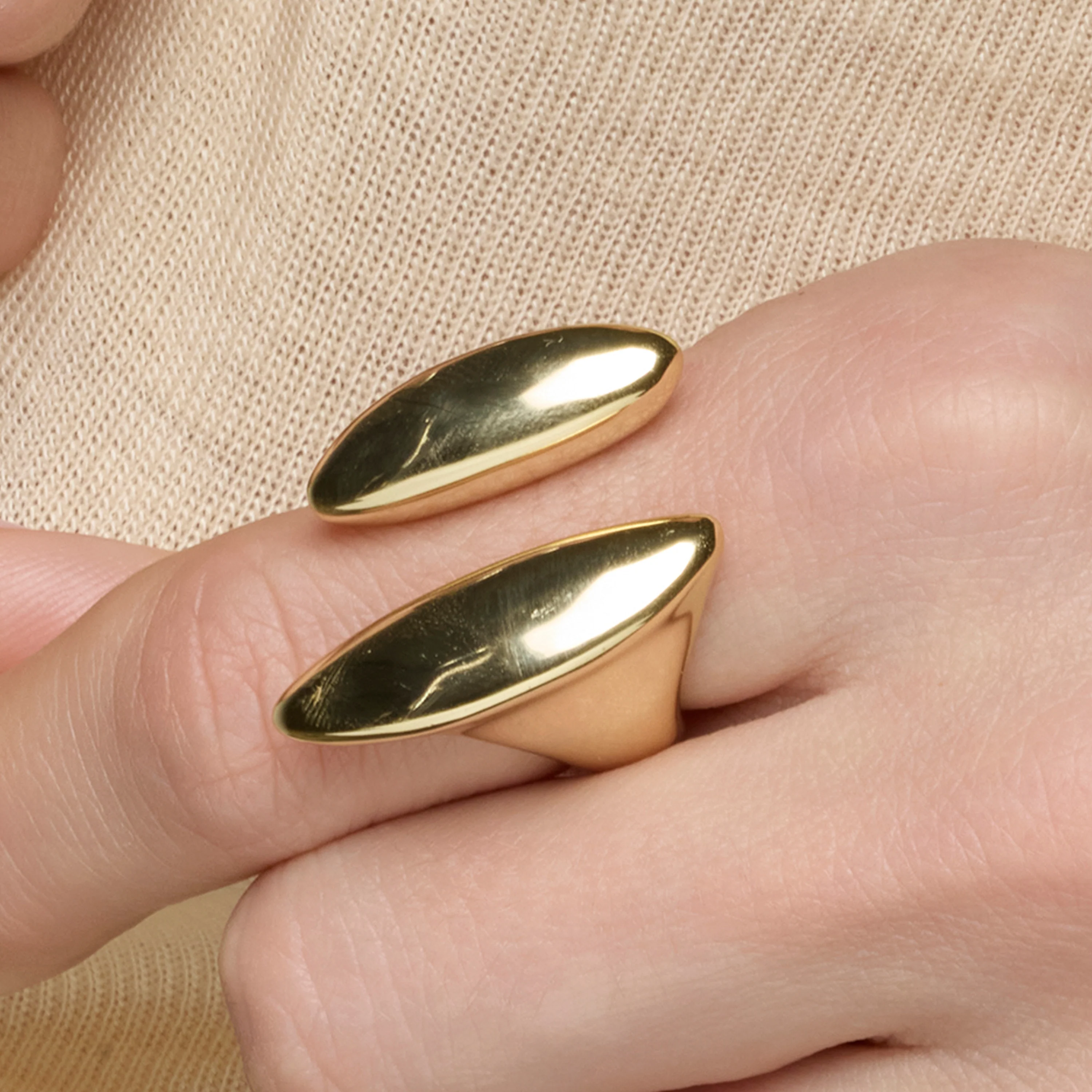 Anillo de Plata de Ley 925 acabado oro amarillo de 18k - Sures - Image 3