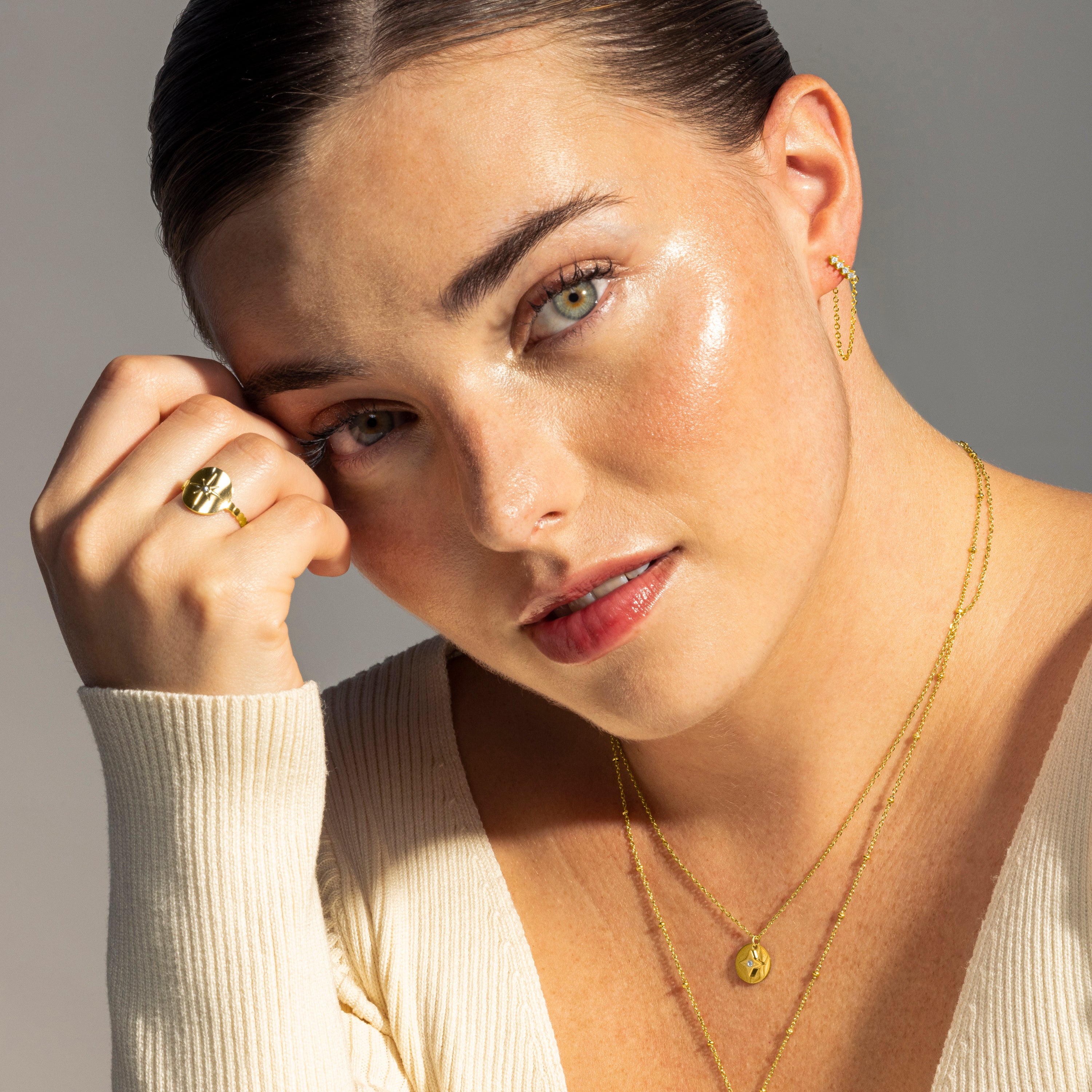Anillo de Circonita Brillante acabado en oro amarillo de 18K- Leri - Image 2