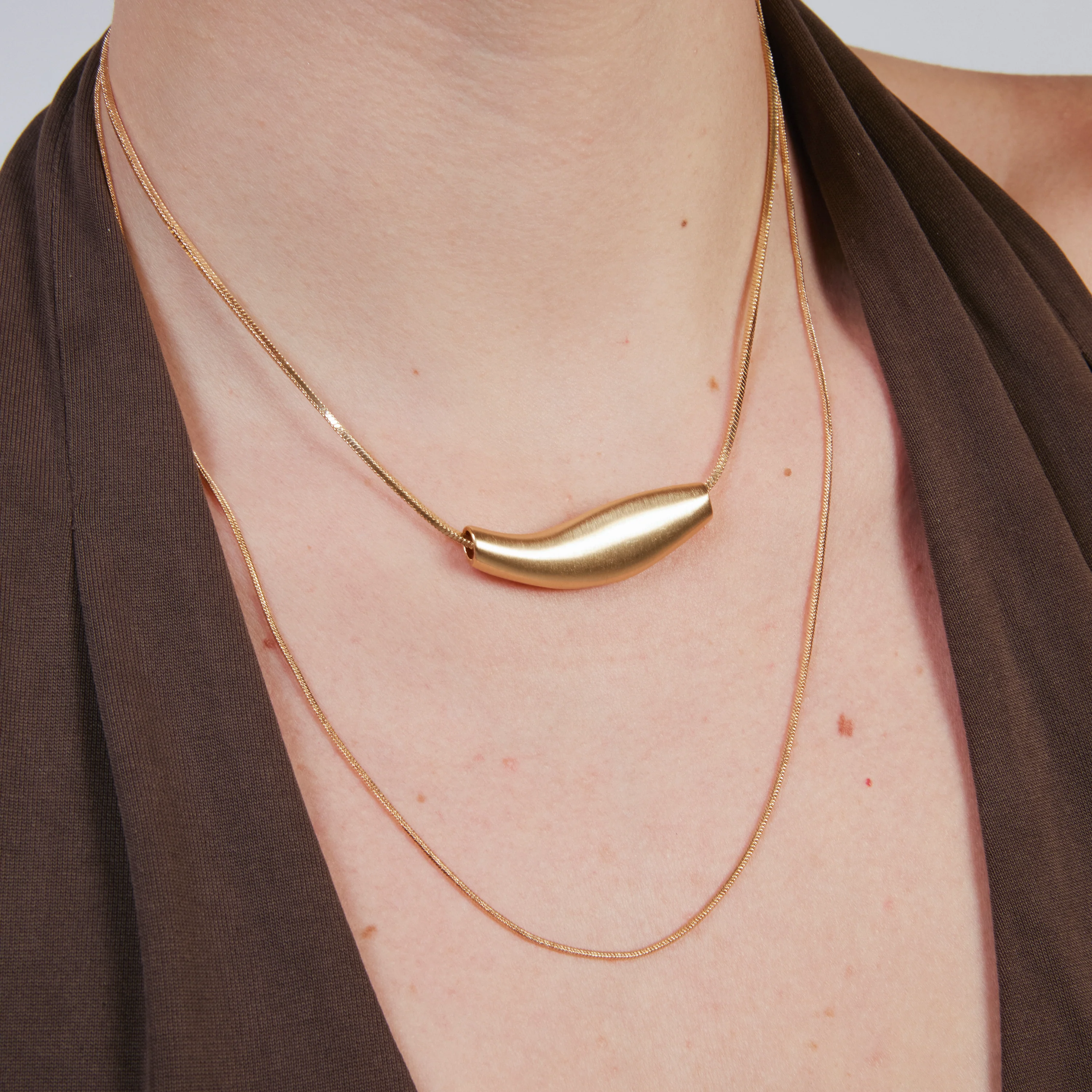 Collar acabado en oro amarillo de 18k - Syten - Image 7