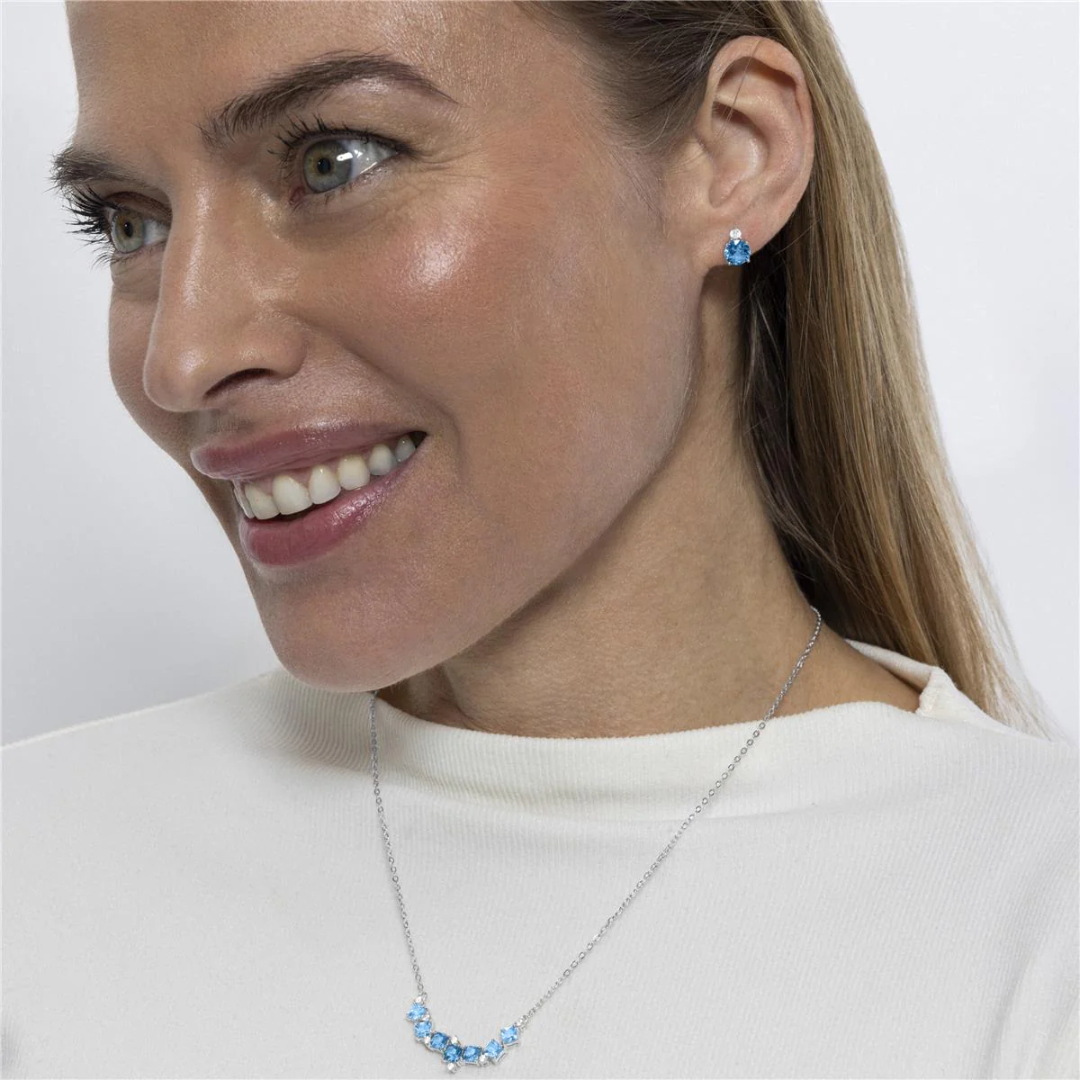 Collar Akma Plata de Ley 925 - Akma AZUL - Image 3