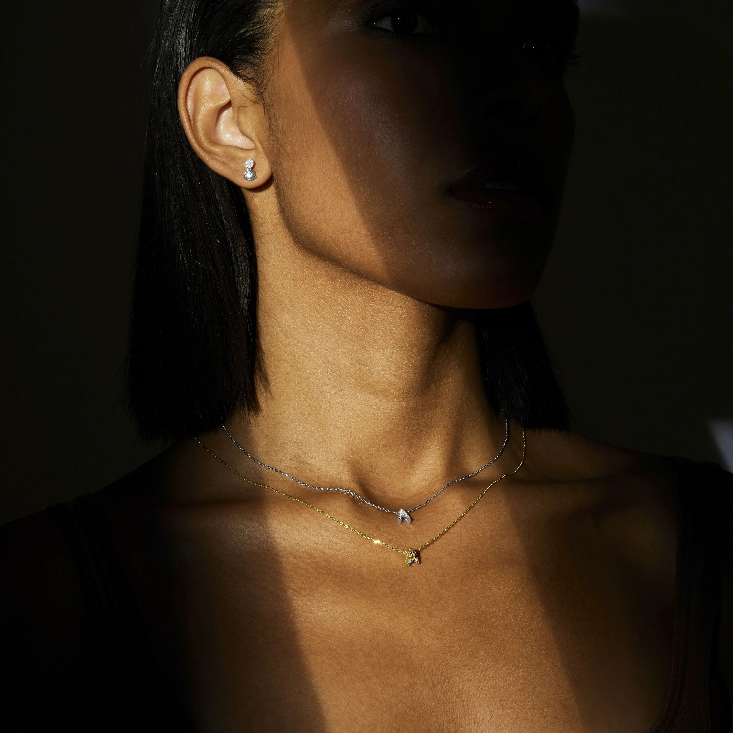 Collar de Plata de Ley 925 con Circonita Multicolor acabado en oro amarillo 18K - Alphabet - Image 3
