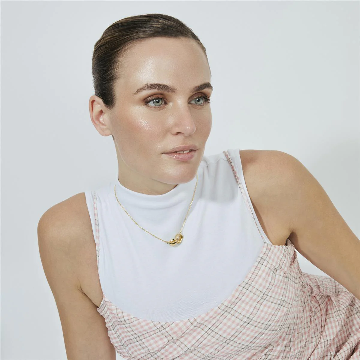Collar de Madreperla Blanca acabado en oro amarillo de 18k - Lilu - Image 2