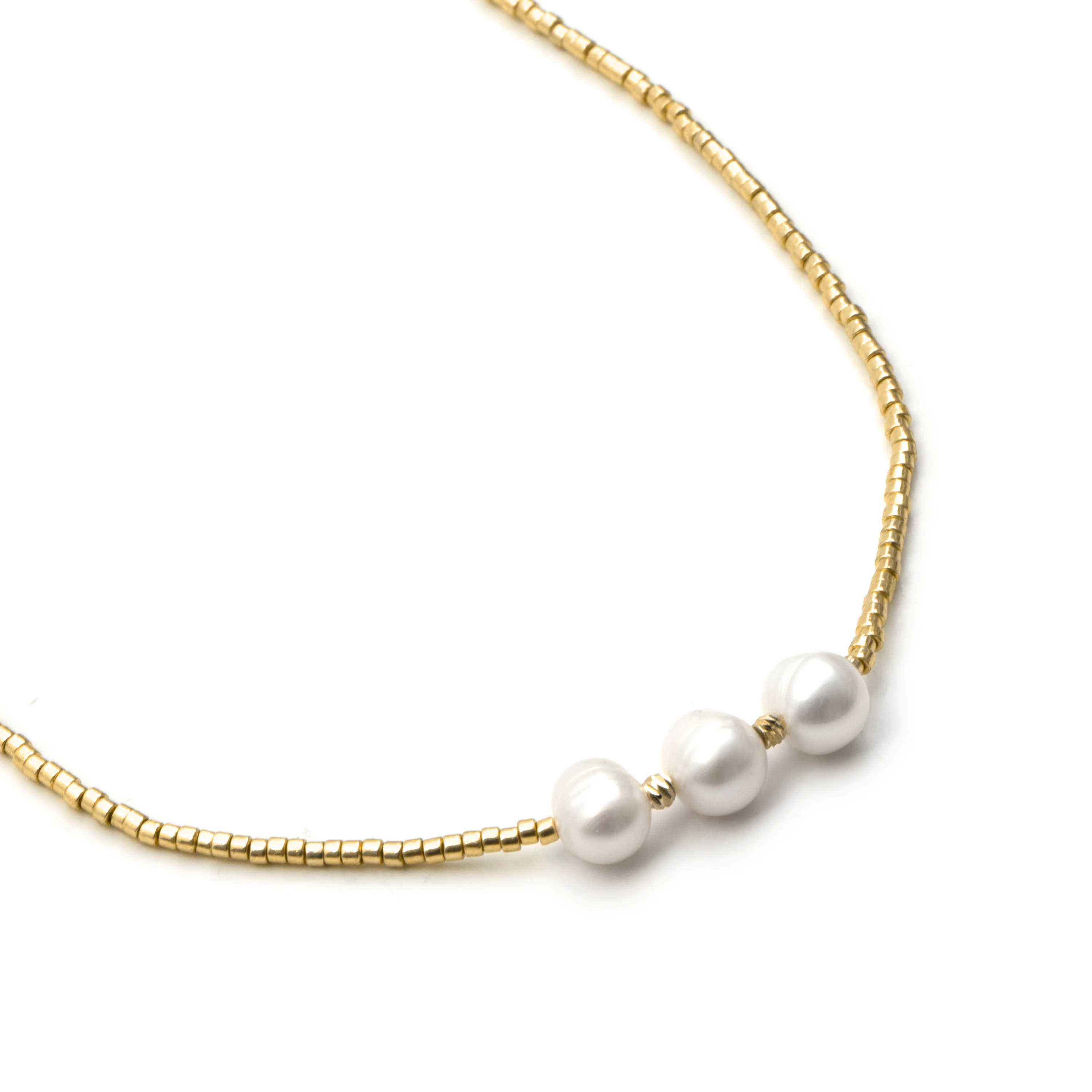 Collar de Plata de Ley 925 y Perla Blanca acabado en oro amarillo de 18k - Oschu - Image 5