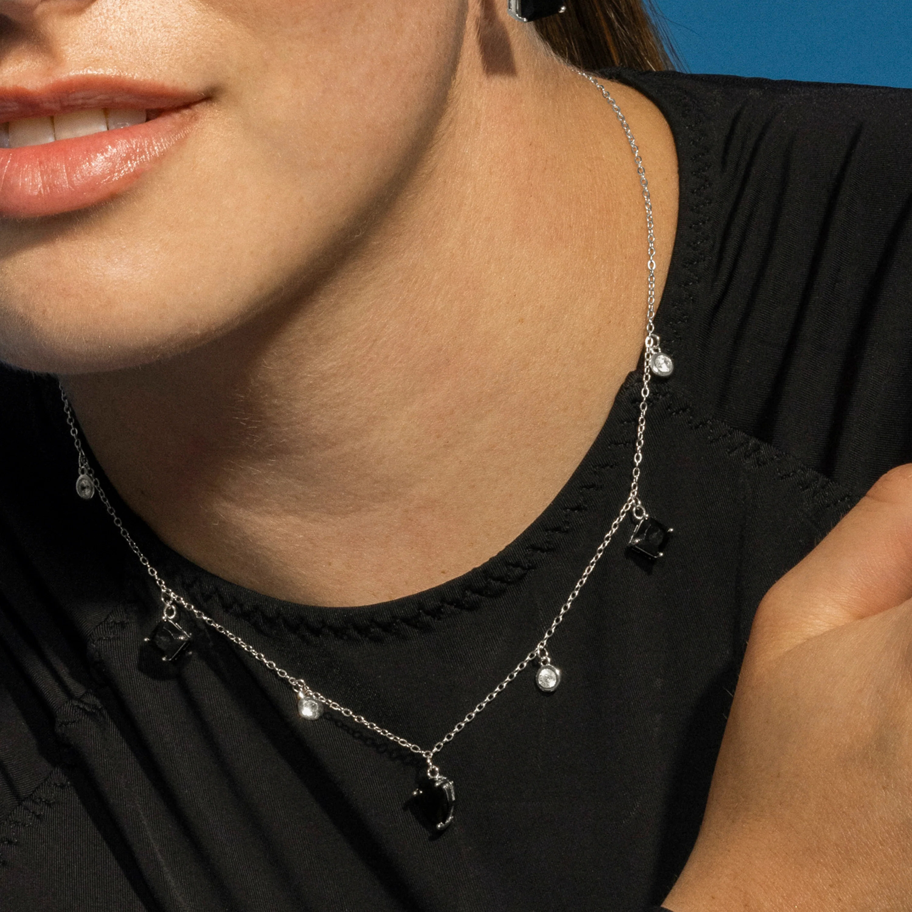 Collar de Plata de Ley 925 y Circonita Onix acabado en rodio - Irul - Image 4