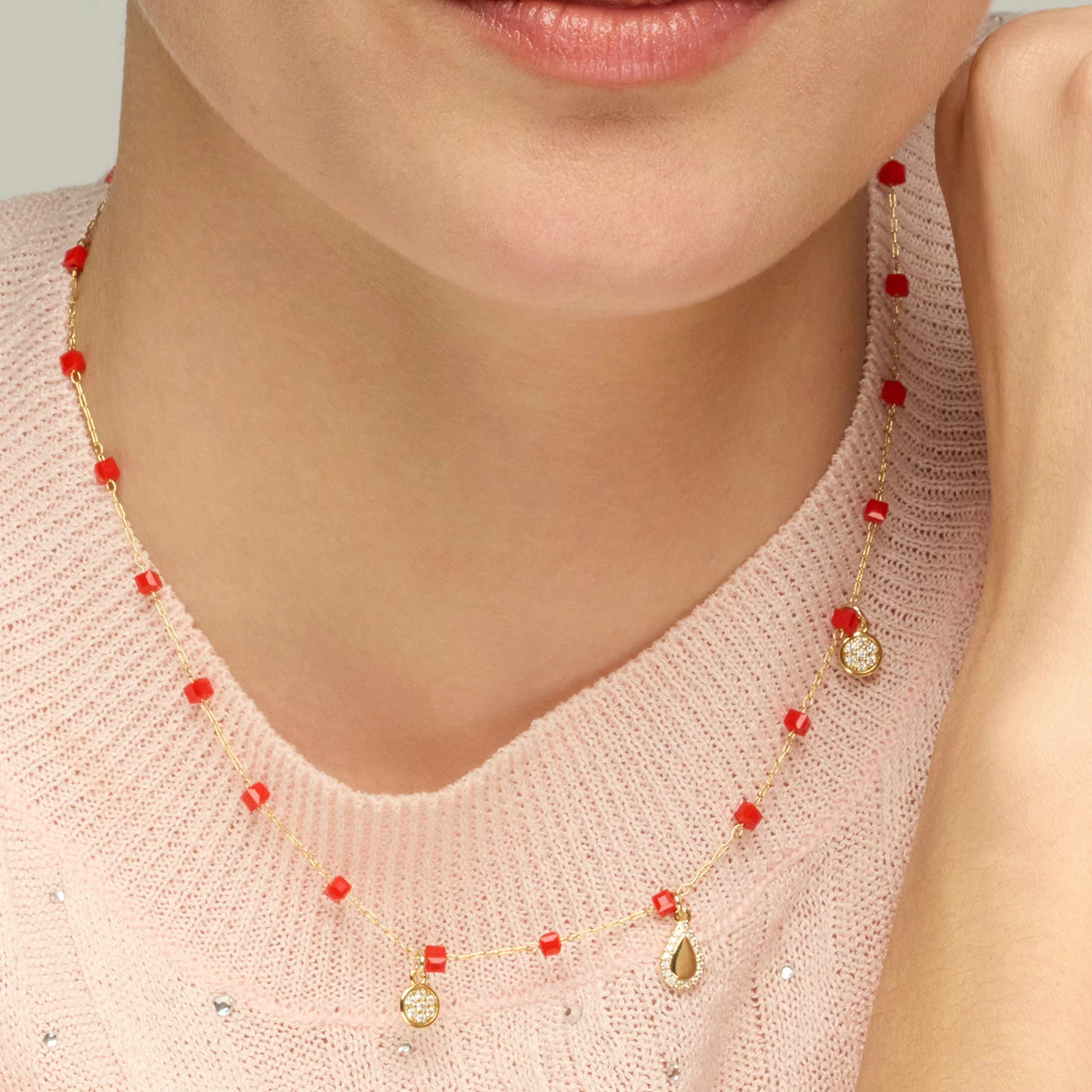 Collar de Plata de Ley 925 y Cristal Rojo acabado oro amarillo de 18k - Kirrio - Image 4