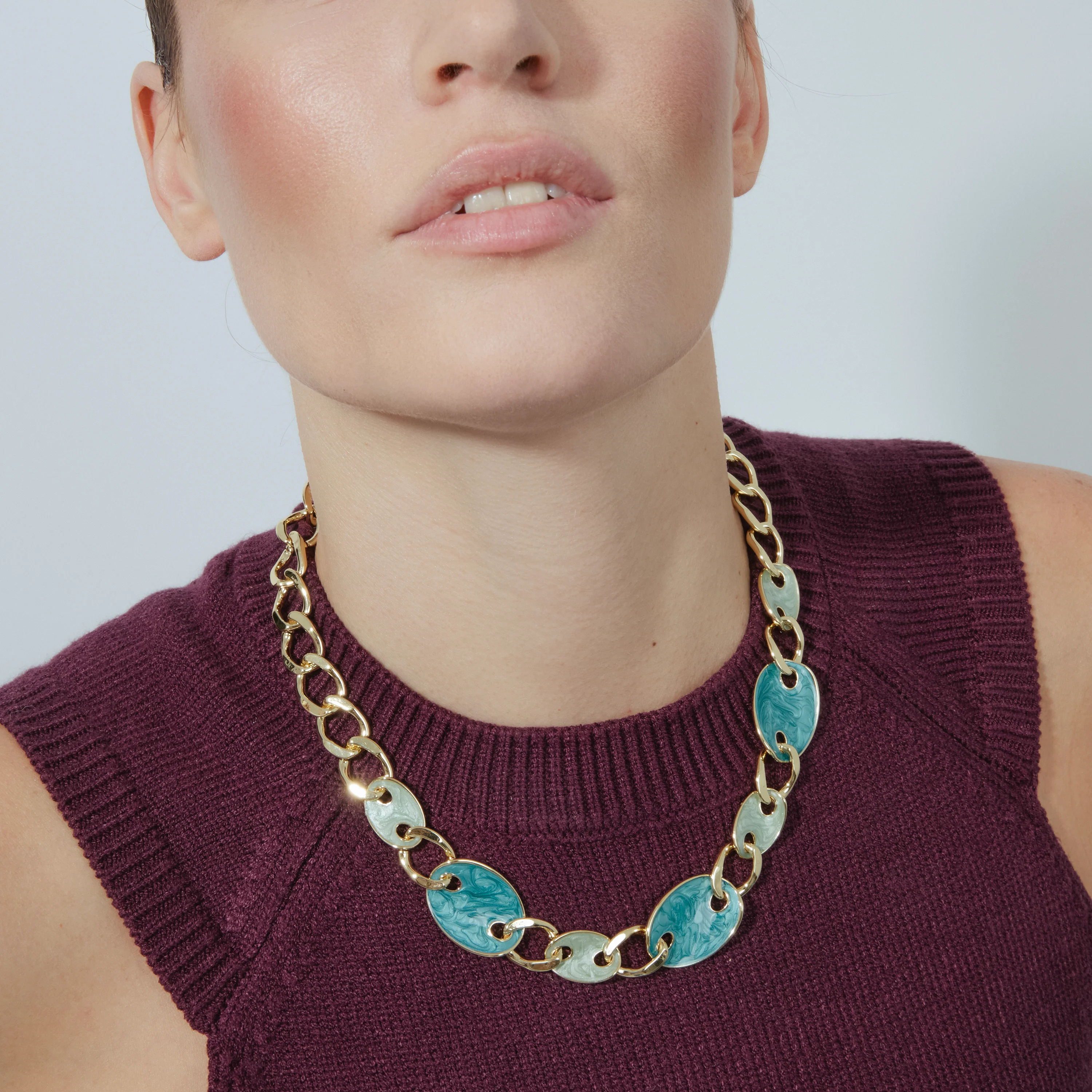 Collar acabado oro amarillo de 18k y Lacado Azul - Makan - Image 6