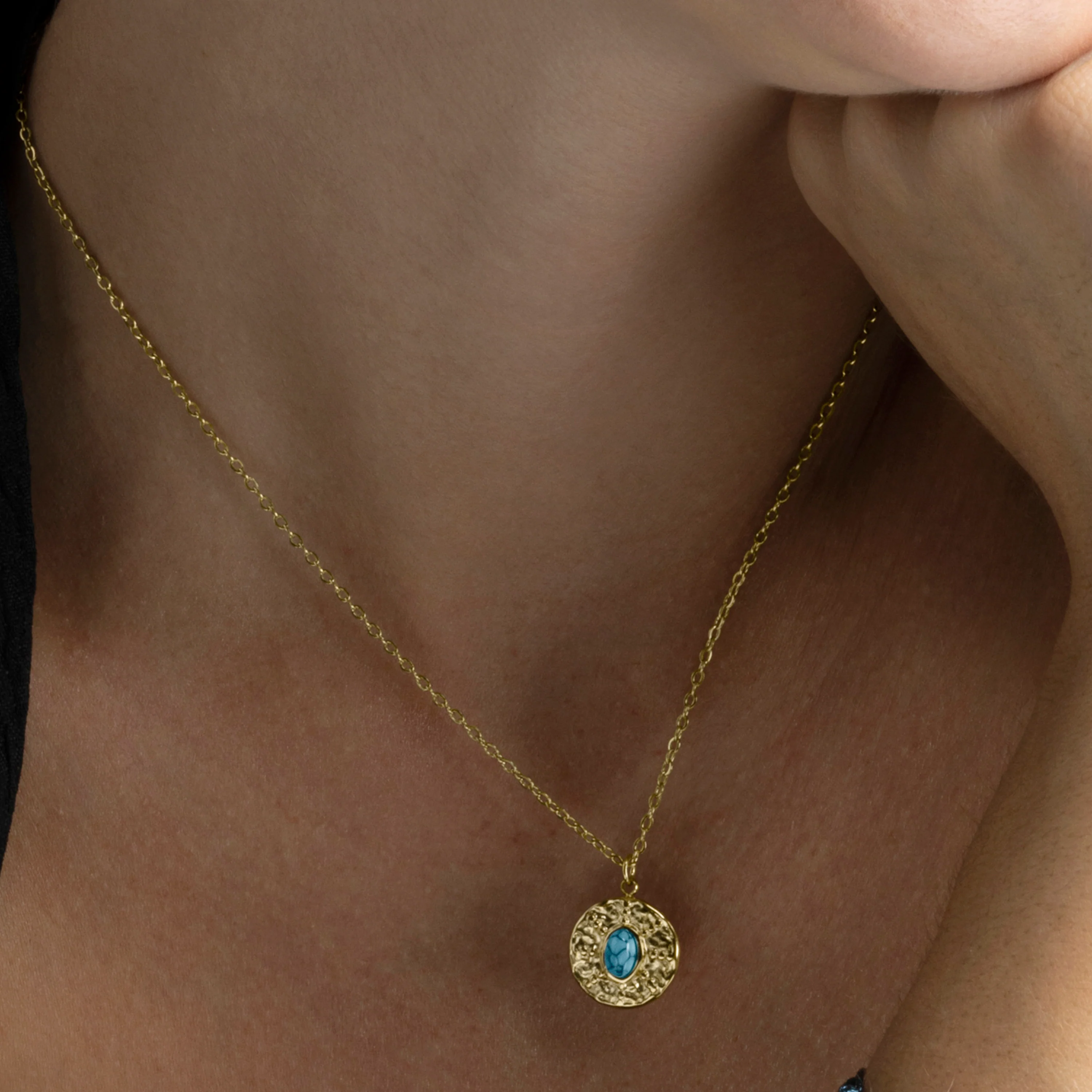 Collar de Turquesa acabado en oro amarillo 18K- Riadra - Image 3