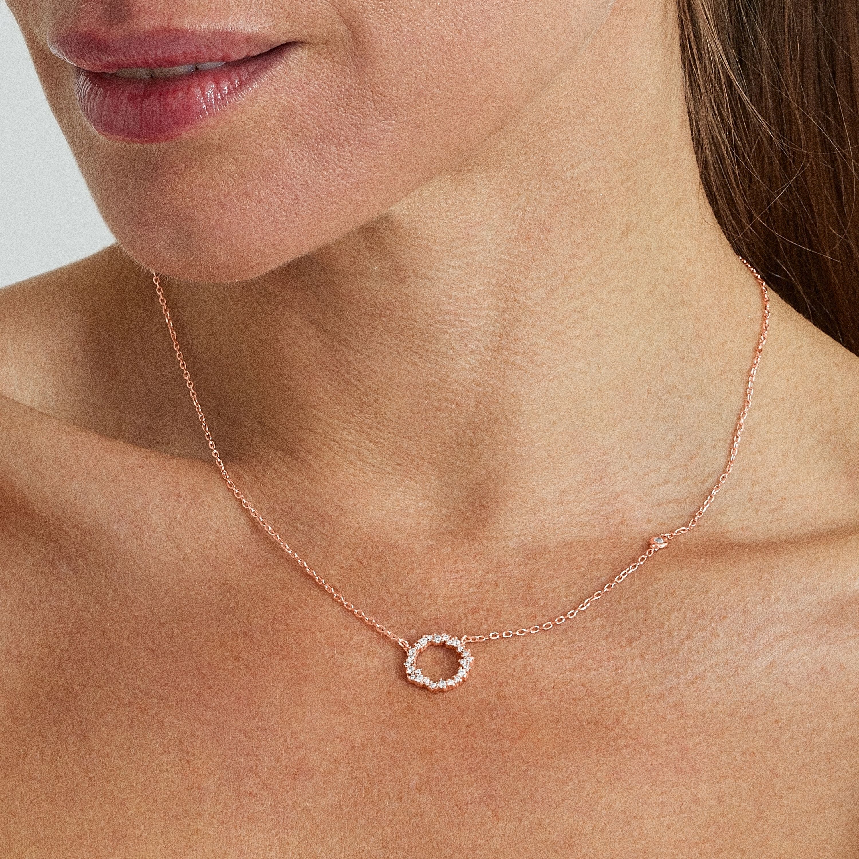 Collar de Plata de Ley 925 con Circonita Brillante acabado en oro rosa 18K - Thilak - Image 4