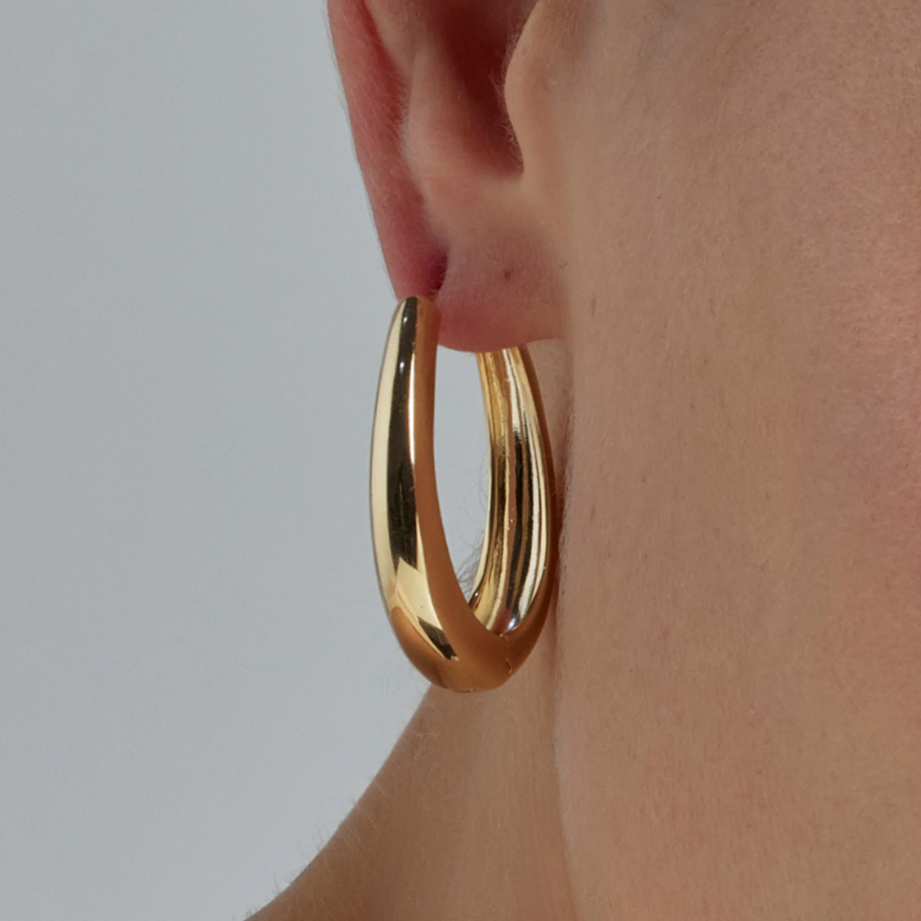 Pendientes de 31mm de diámetro acabado Oro Amarillo 18K - Aima - Image 4