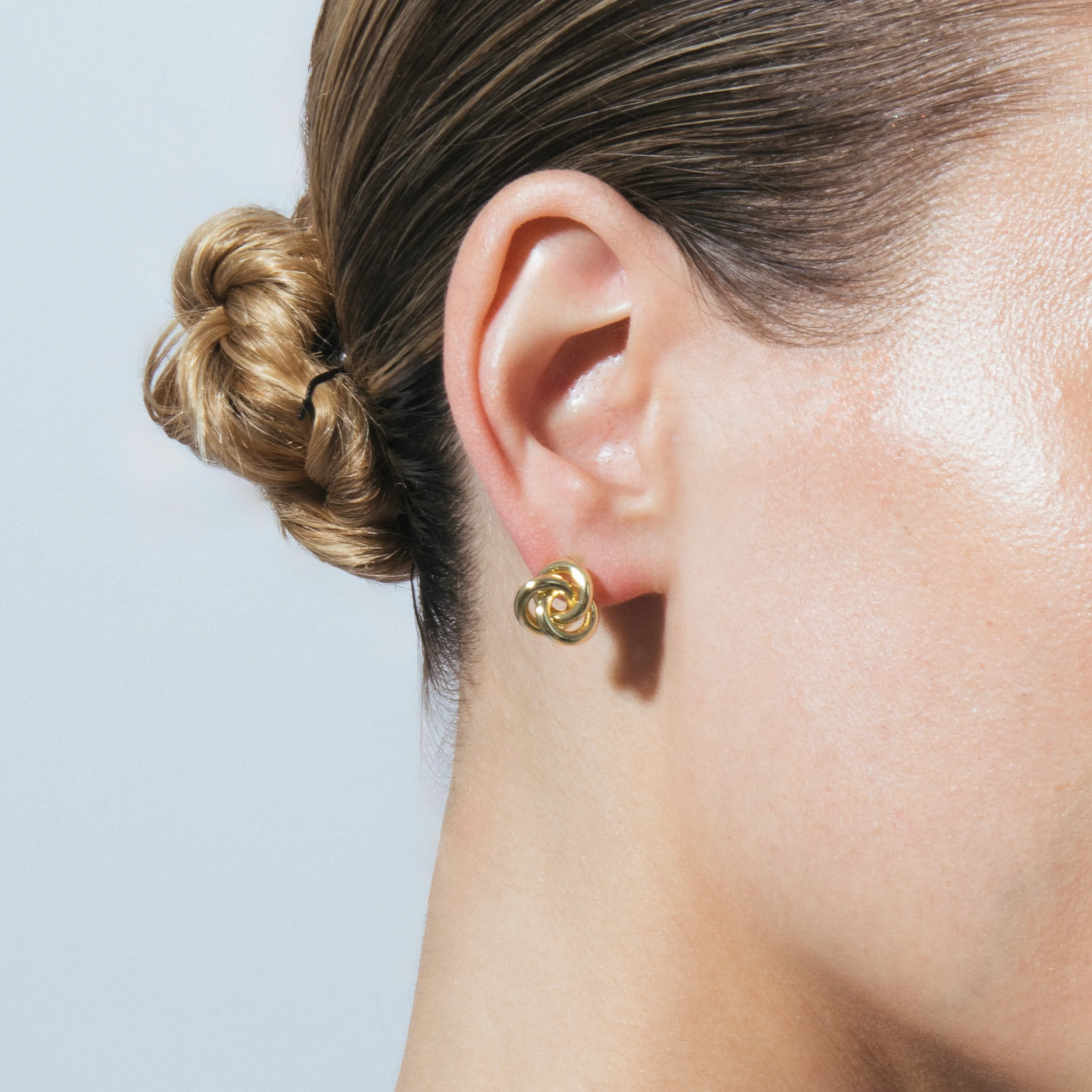 Pendientes acabado en oro amarillo 18k - Atoe - Image 4