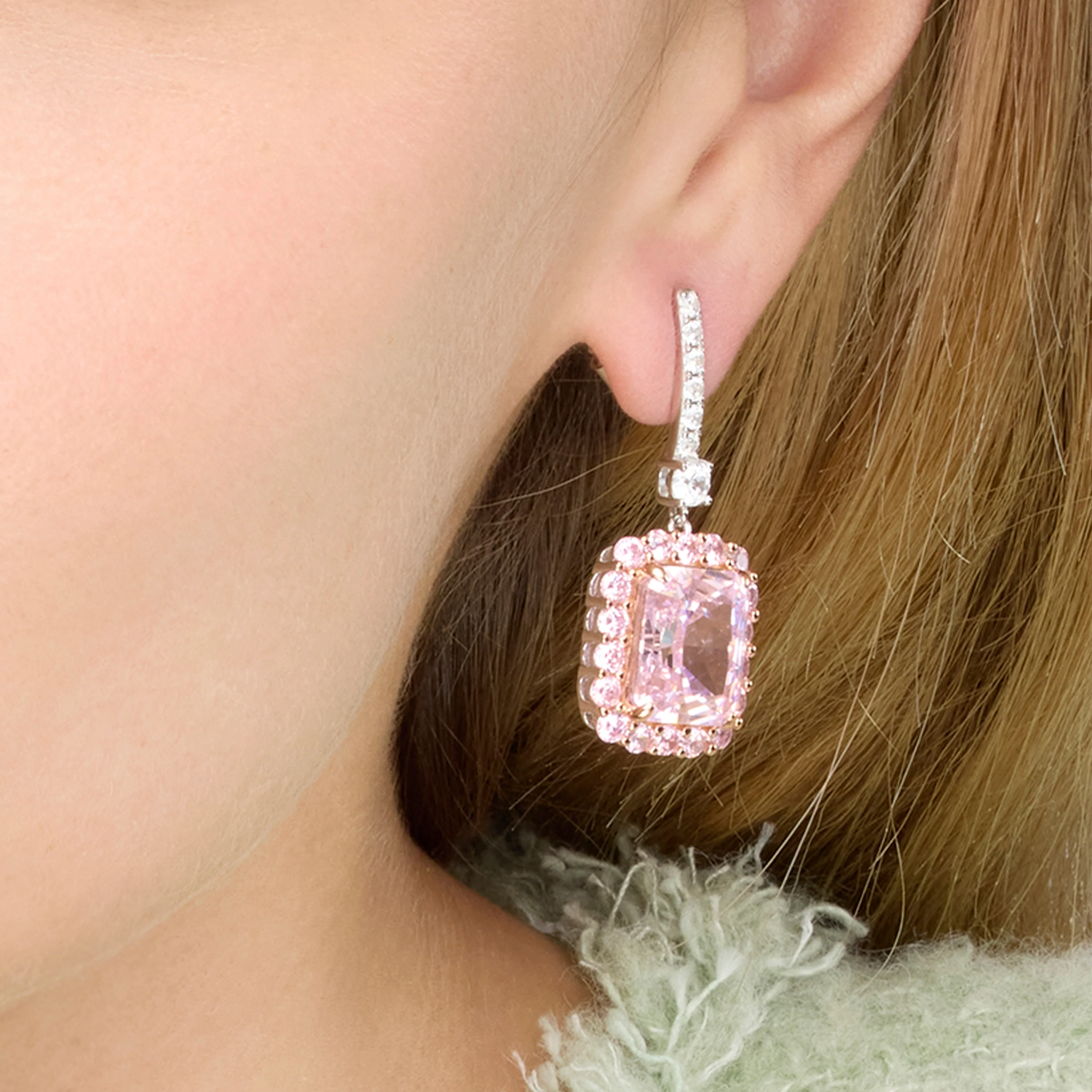 Pendientes de Plata de Ley 925 y Circonita Rosa acabado oro amarillo de 18k - Cabel - Image 4
