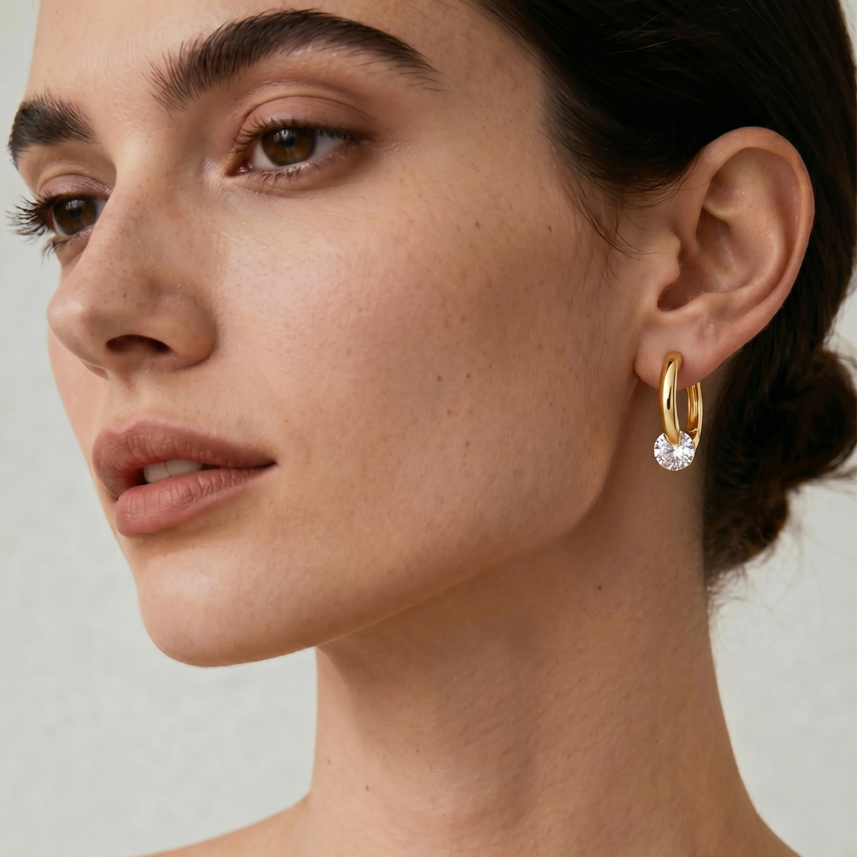 Pendientes de Circonita Brillante acabado en oro amarillo de 18k - Iaf - Image 4