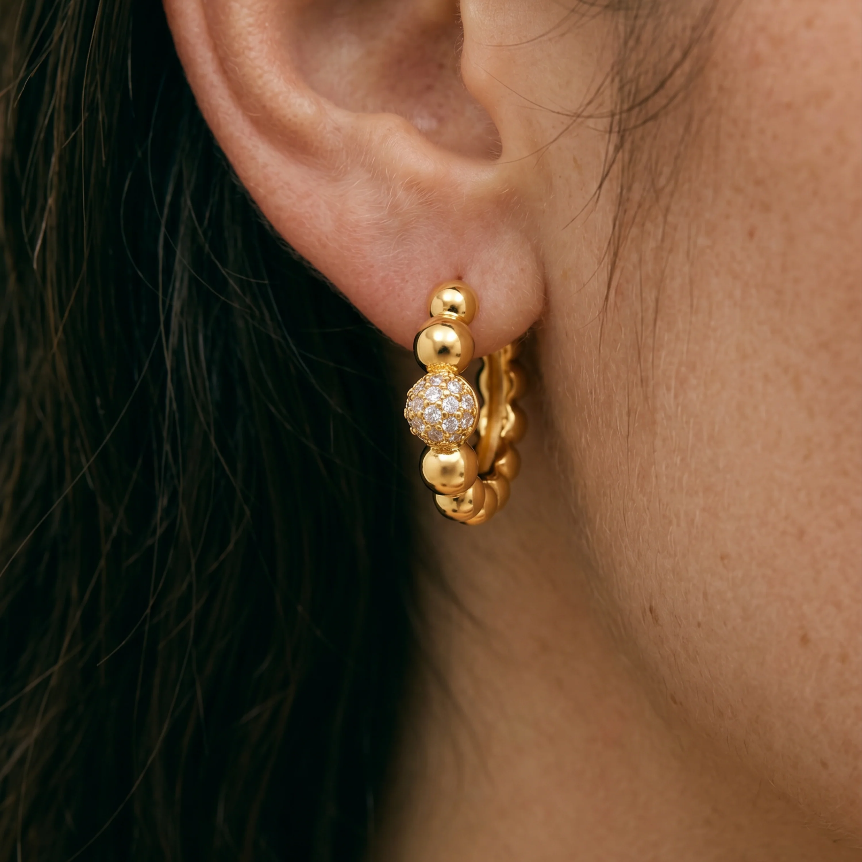 Pendientes de Circonita Brillante acabado en oro amarillo de 18k - Lordae - Image 6