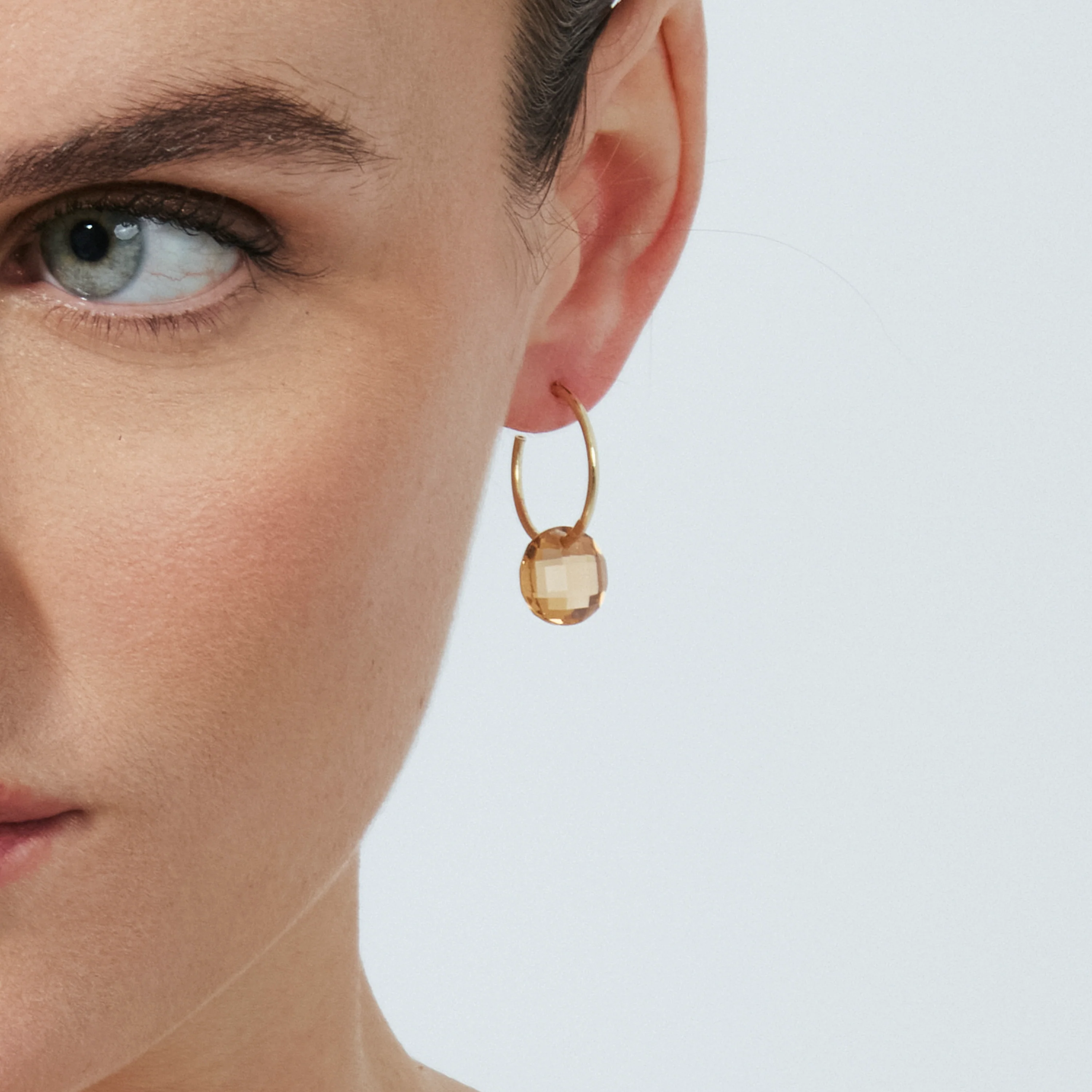 Pendientes de Cuarzo Hidrotermal Champagne acabado en oro amarillo de 18k - Jafam - Image 7