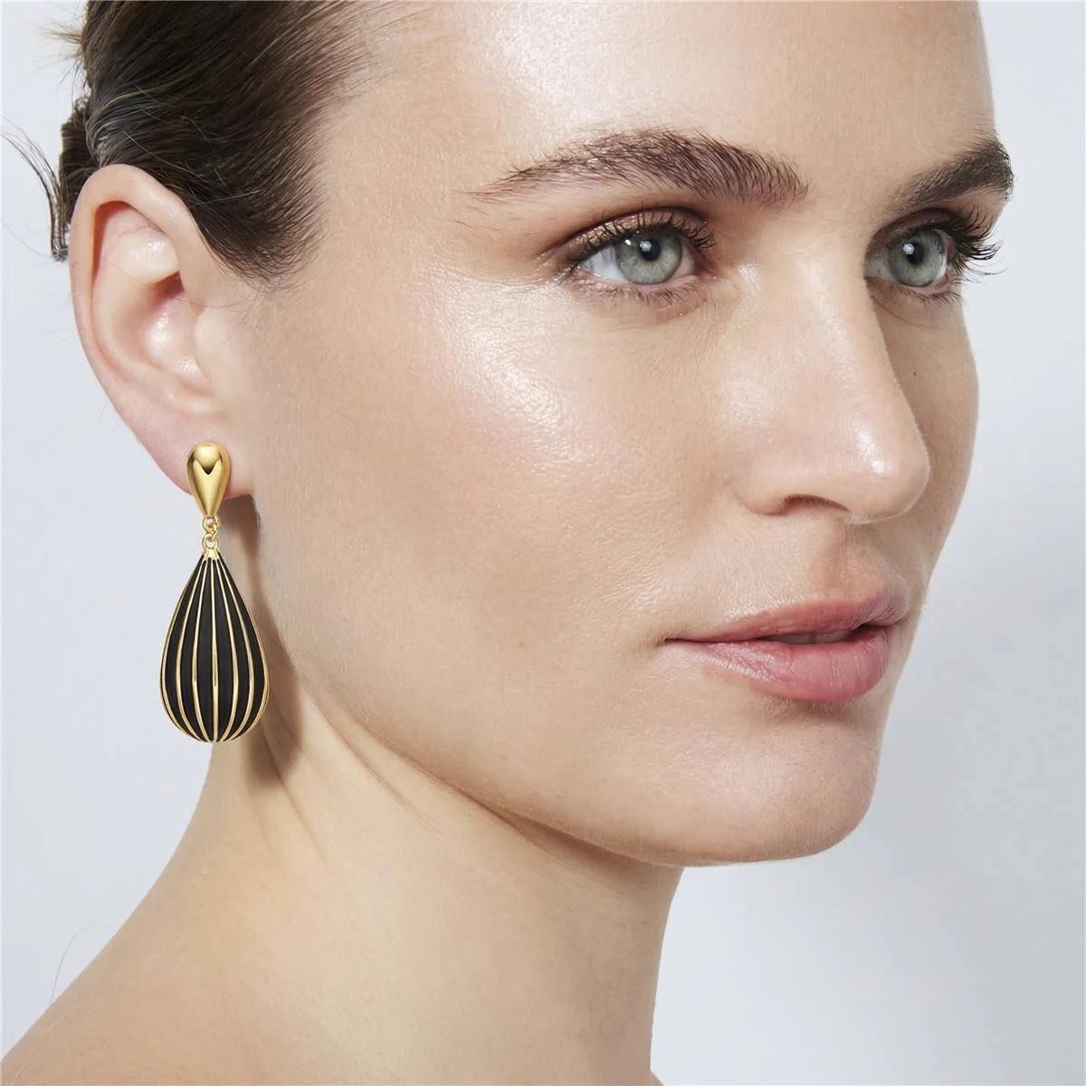 Pendientes de Lacado Negro acabado en oro amarillo de 18k - Belin - Image 2