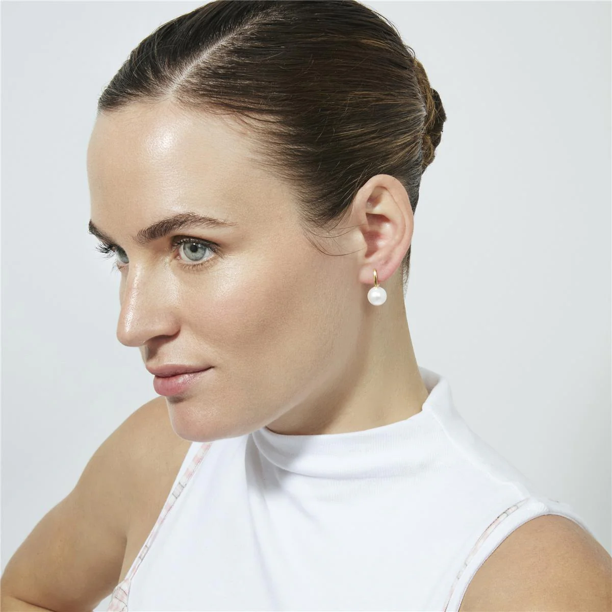 Pendientes de Perla Blanca acabado en oro amarillo de 18k - Dical - Image 2
