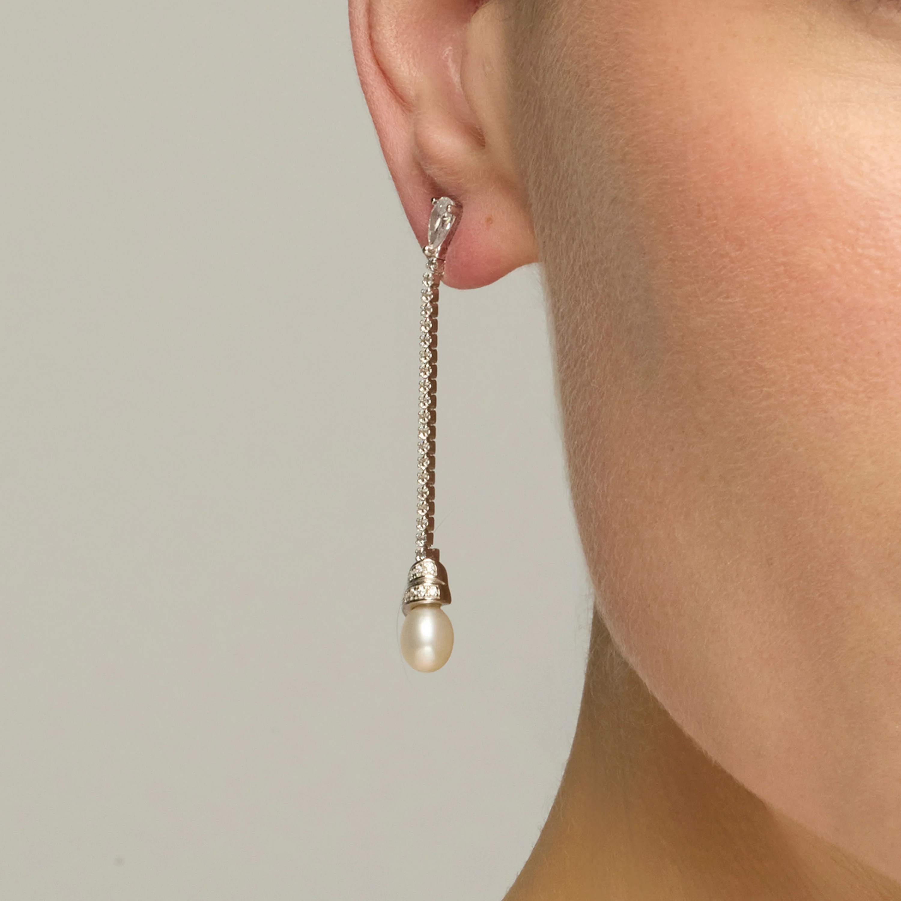 Pendientes de Plata de Ley 925 y Perla Blanca acabado rodio - Darze - Image 4