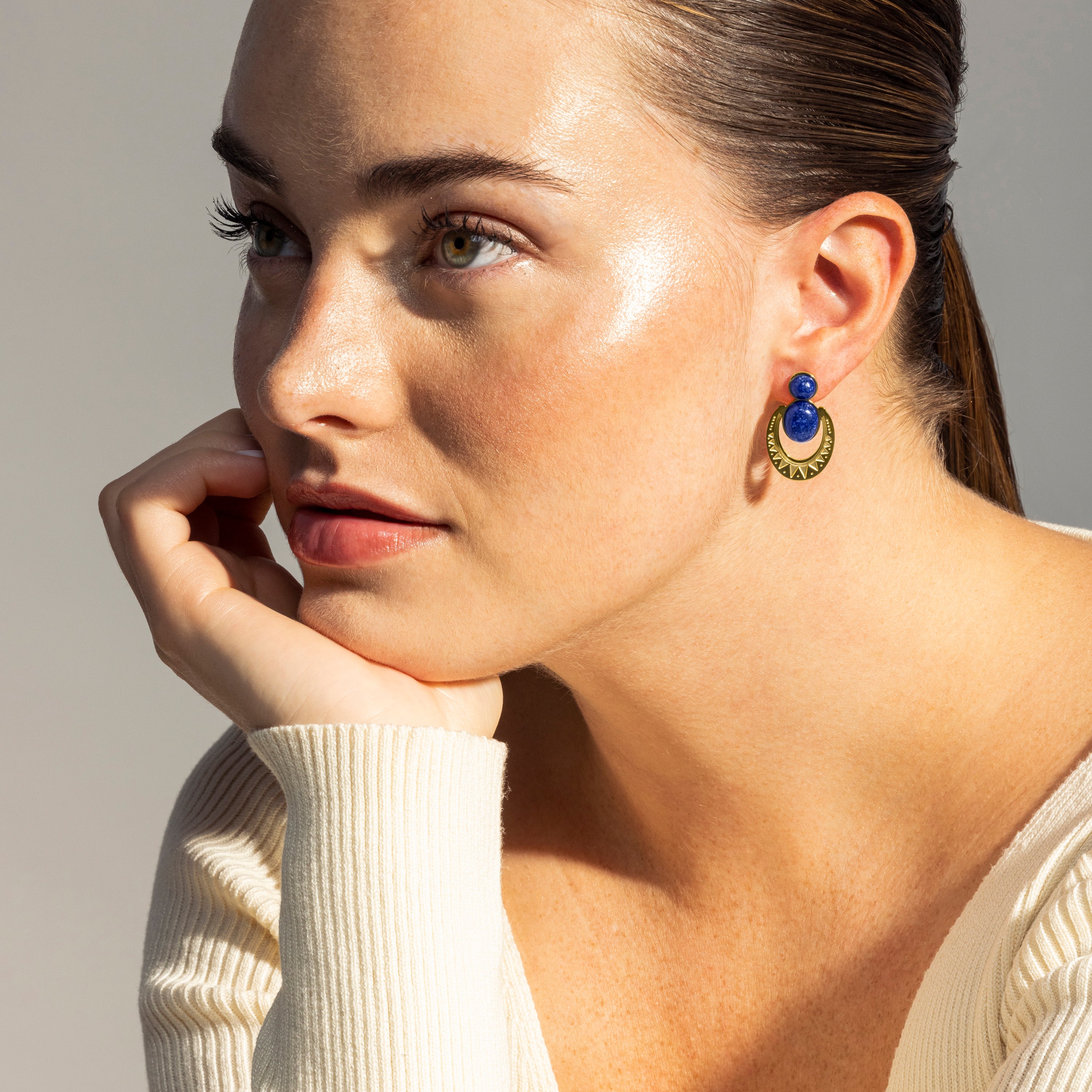 Pendientes de Lapislazuli Natural acabados en oro amarillo 18K- Euwil - Image 4
