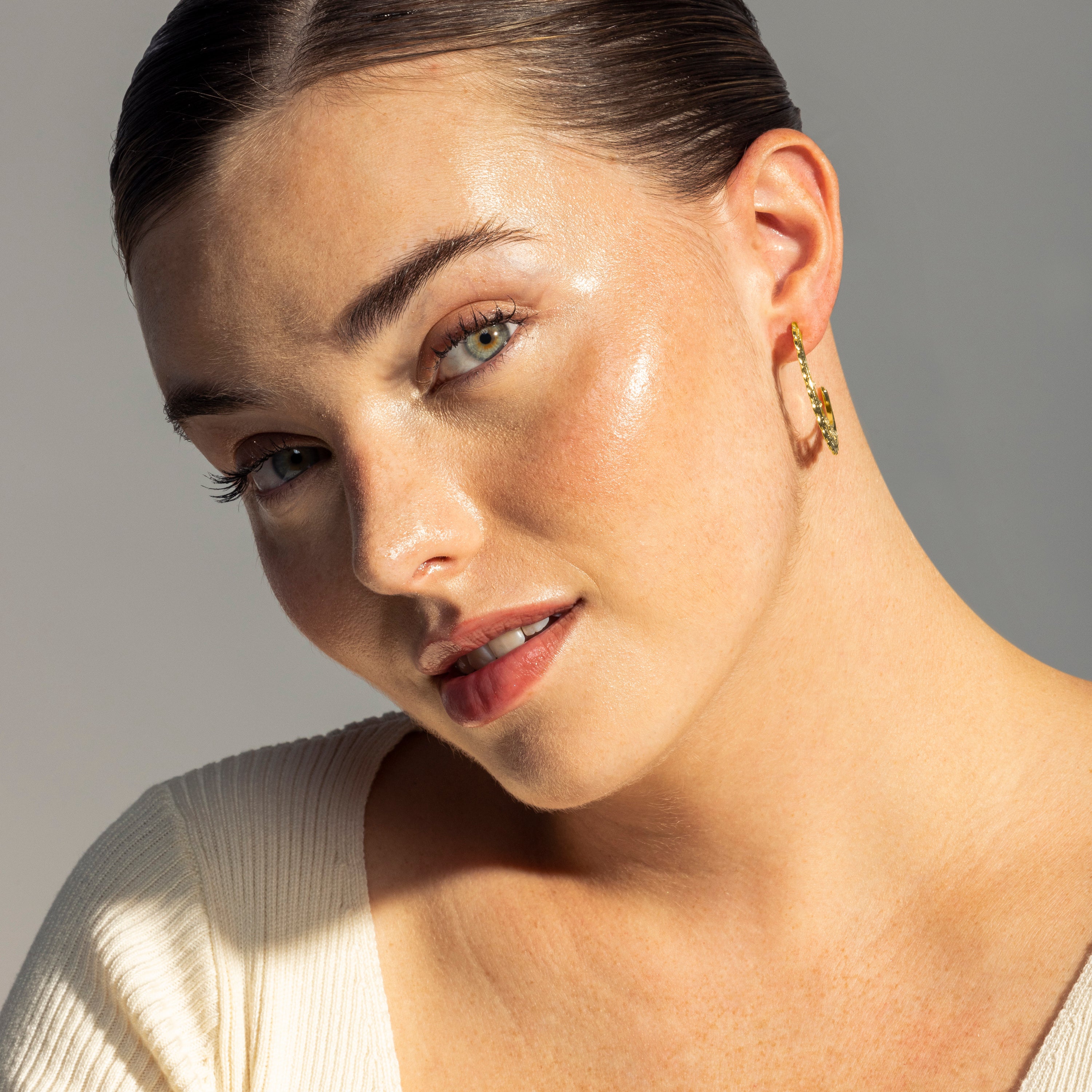 Pendientes de Circonita Brillante acabados en oro amarillo 18K- Fuduk - Image 4