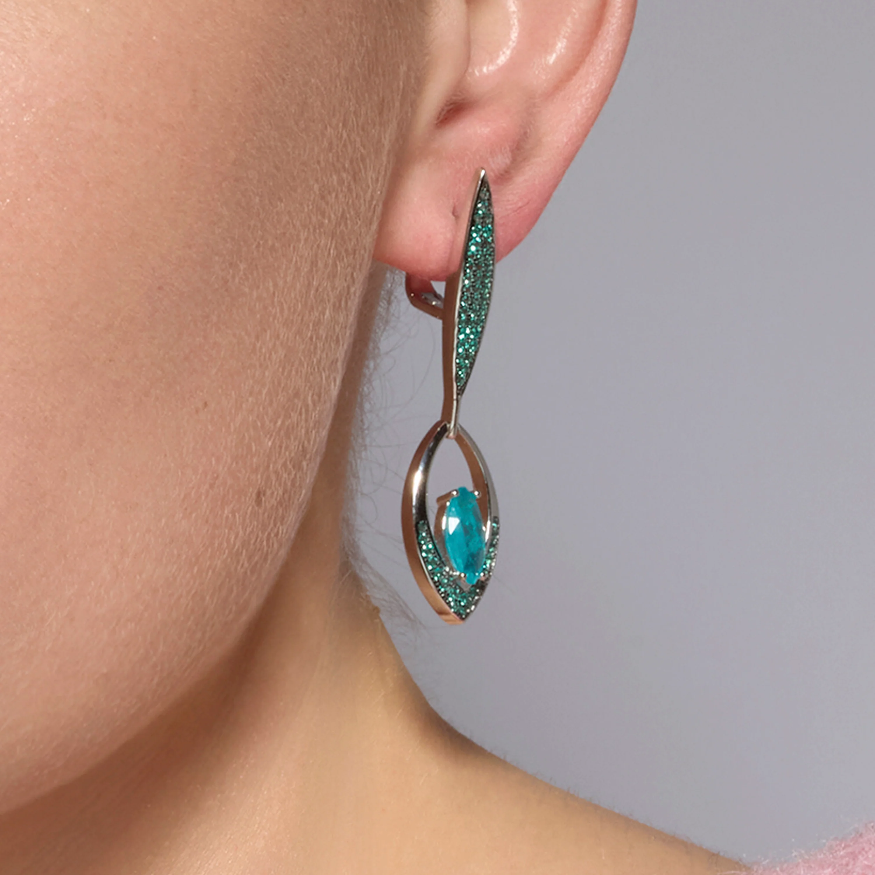 Pendientes de Plata de Ley 925 y Cuarzo Hidrotermal Verde Paraiba acabado rodio - Incro - Image 3