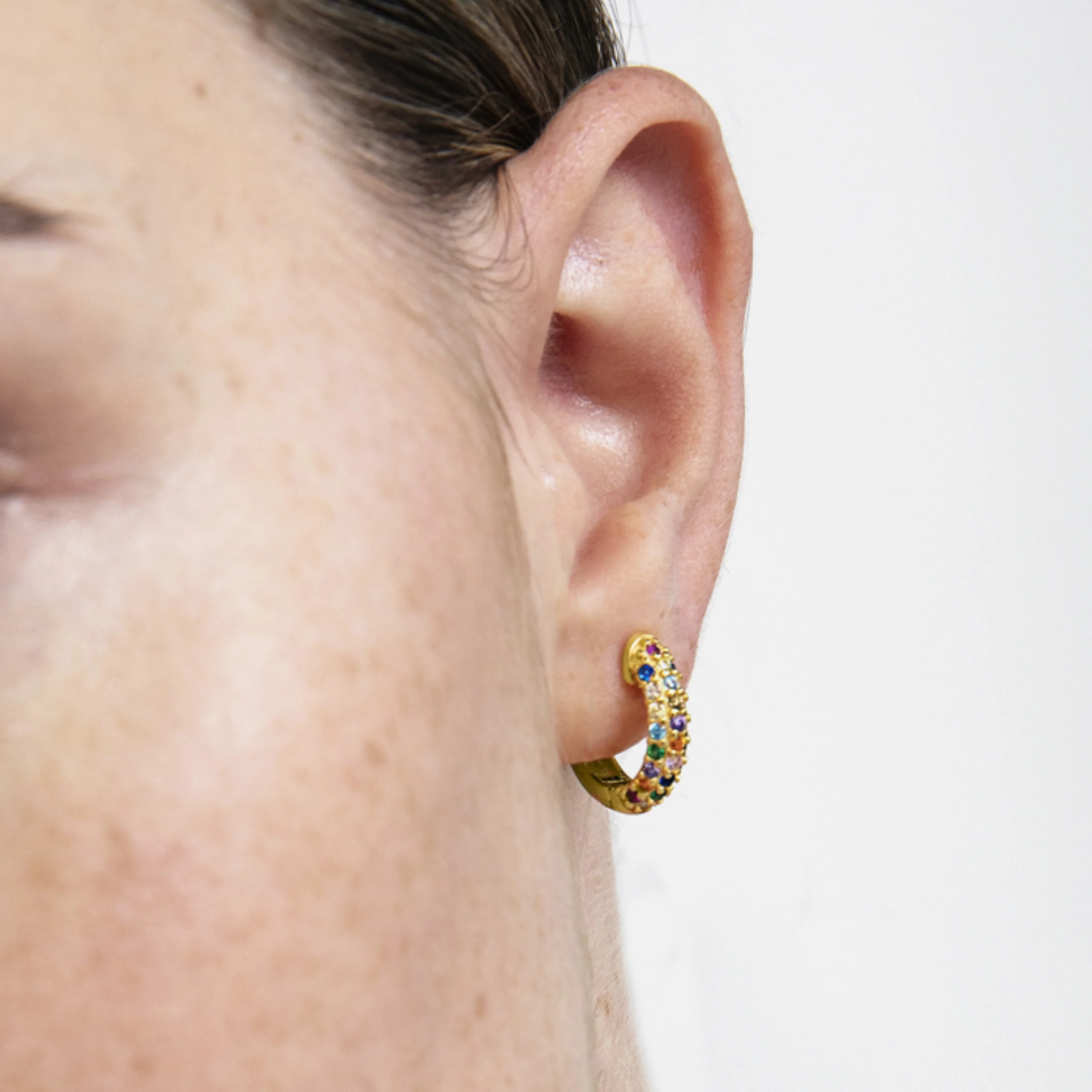 Pendientes de Plata de Ley 925 con Circonita Multicolor acabados en oro amarillo 18K - Iralda - Image 4