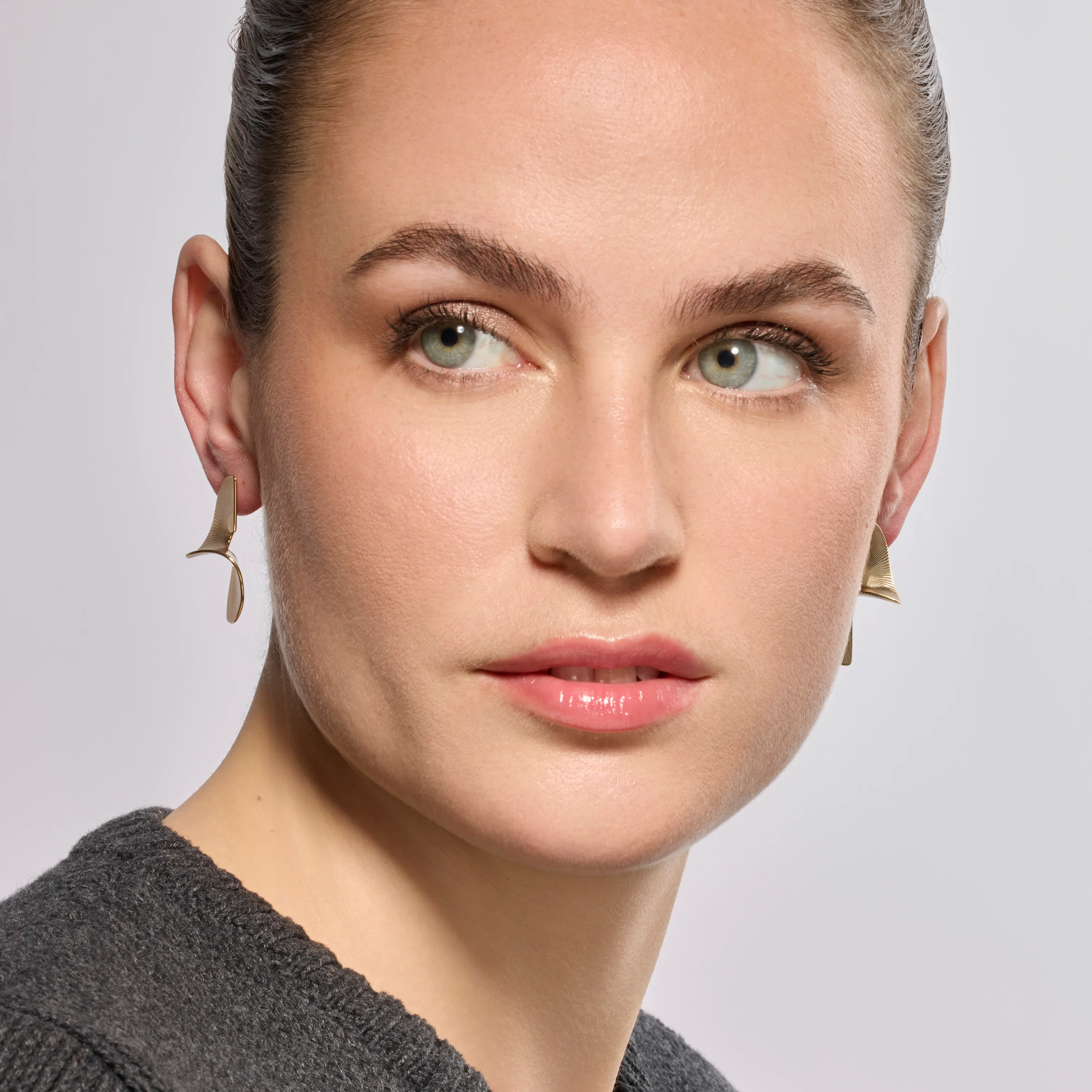 Pendientes acabado oro amarillo de 18k - Khano - Image 2