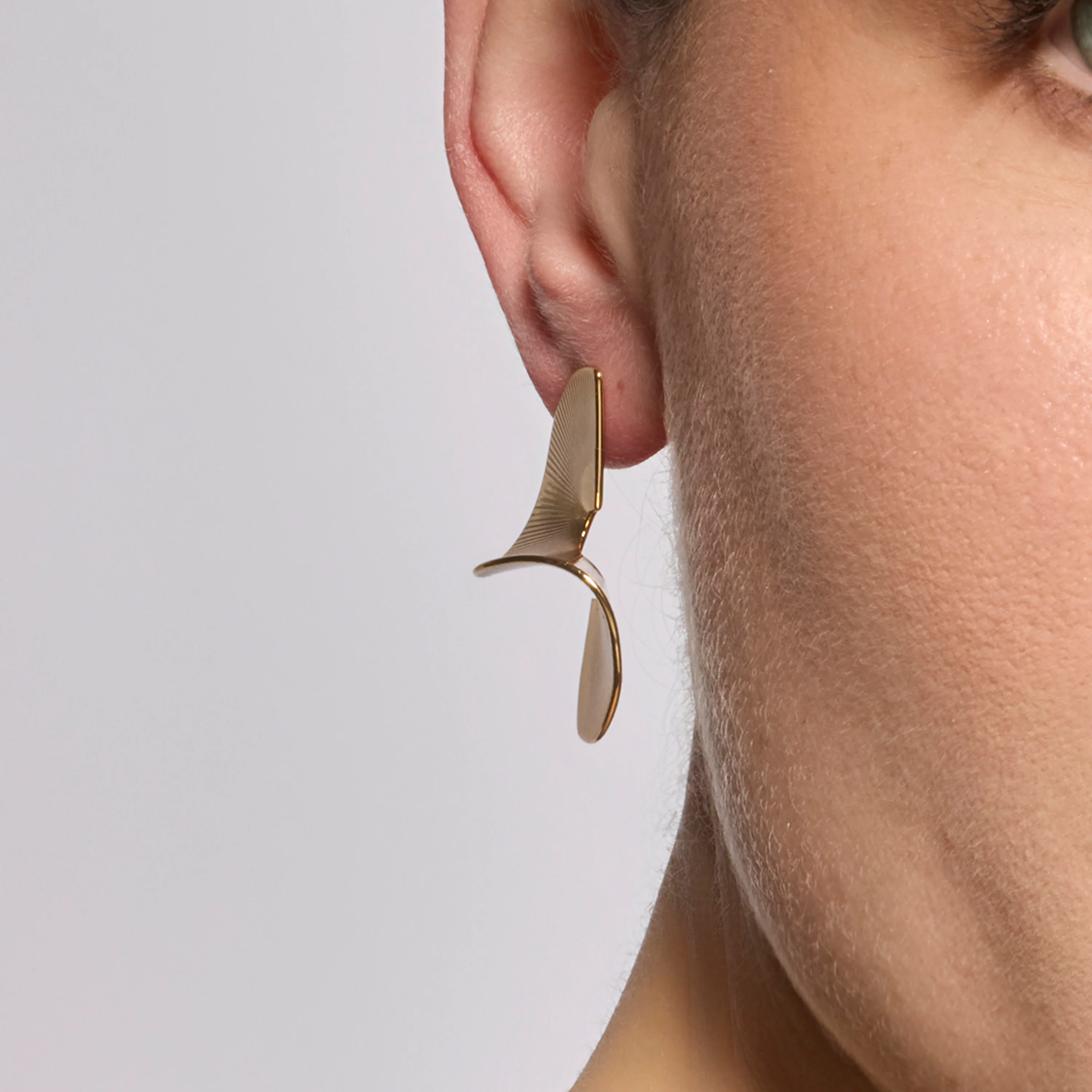 Pendientes acabado oro amarillo de 18k - Khano - Image 4