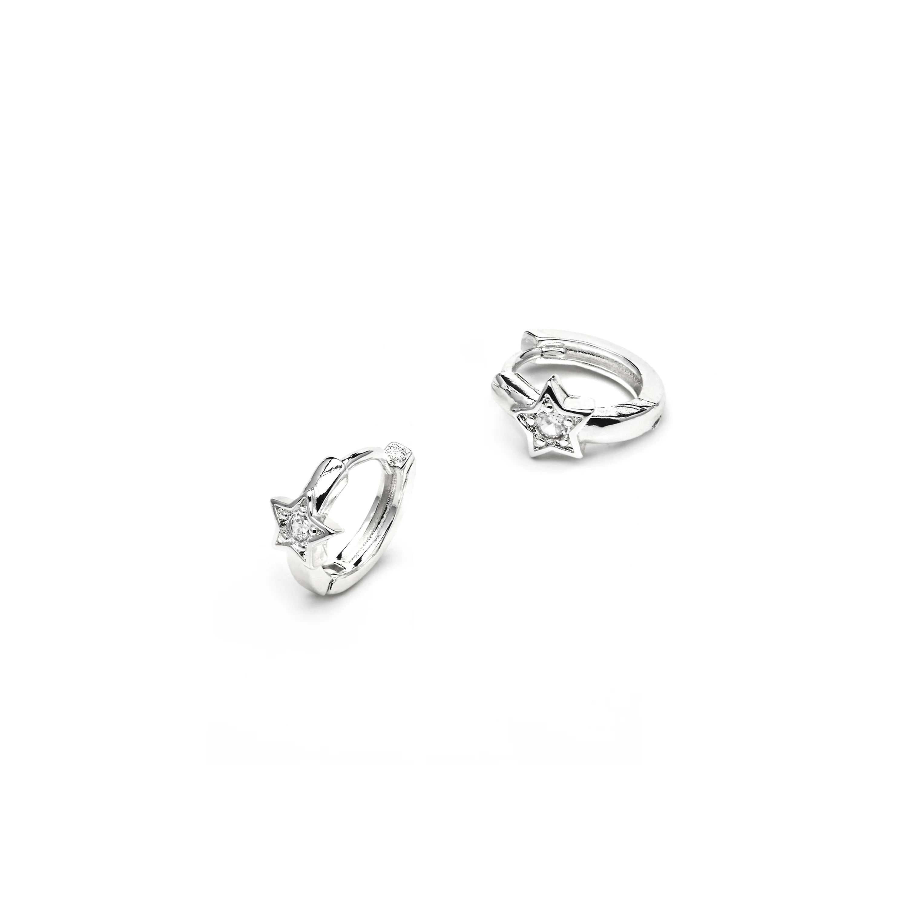 Pendientes de 10mm de diámetro acabado plata y circonita - Ktyu - Image 4