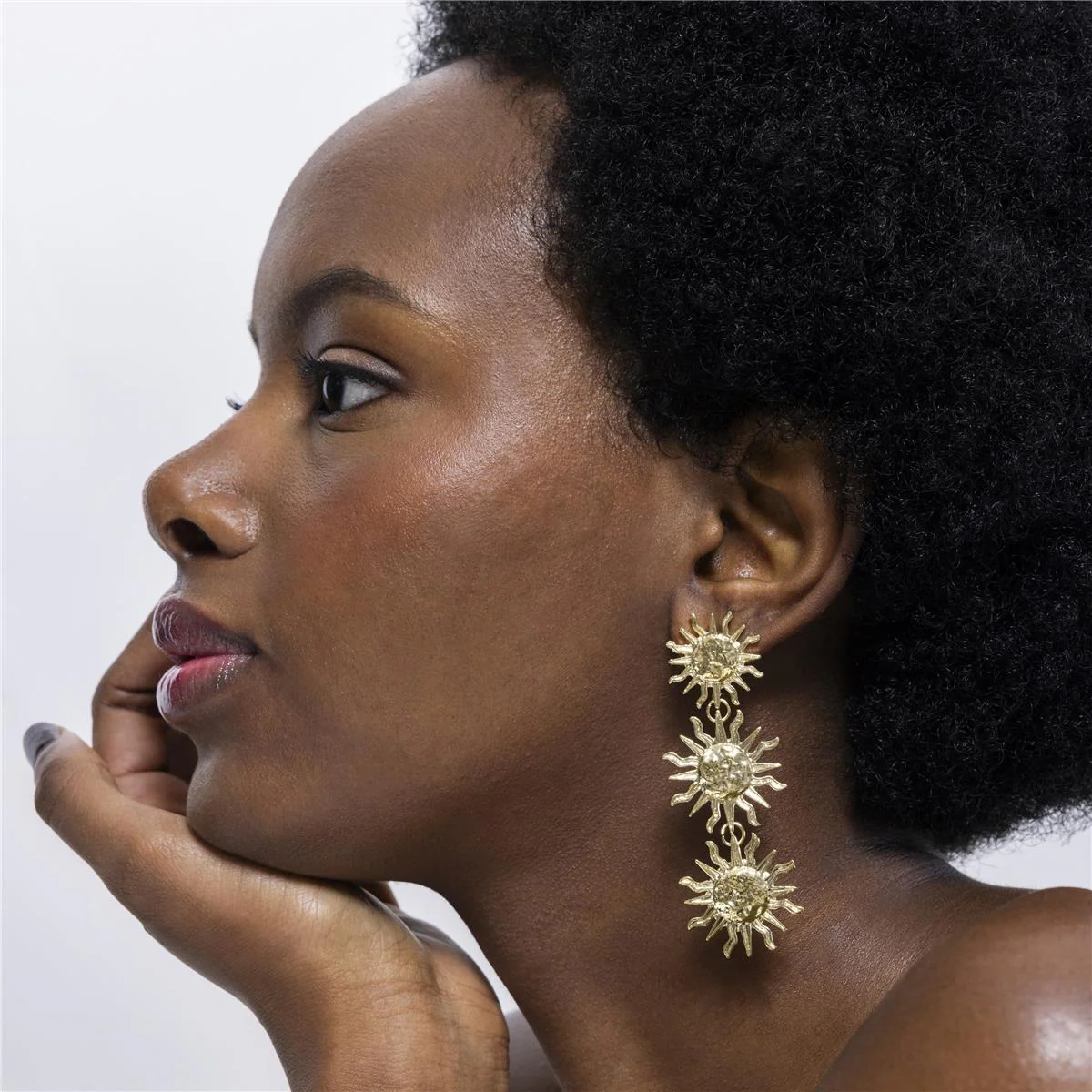 Pendientes Lagun acabados en oro amarillo 18K - Lagun AMARILLO - Image 2