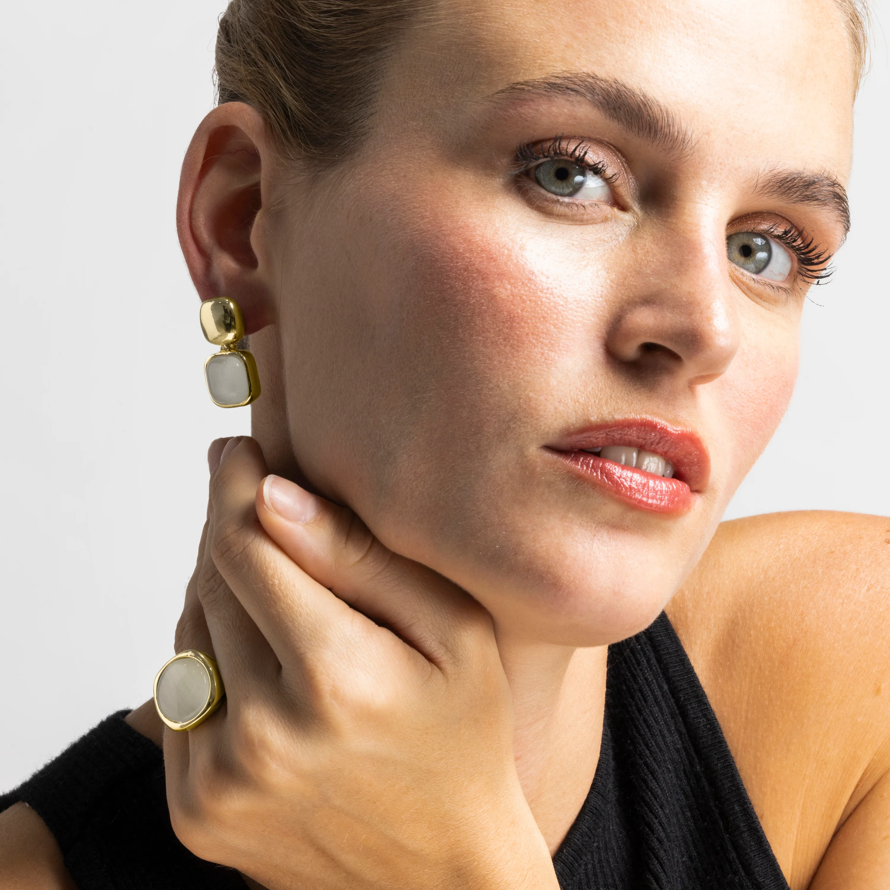 Pendientes con Ojo de Gato acabado oro 18k - Laroi - Image 2