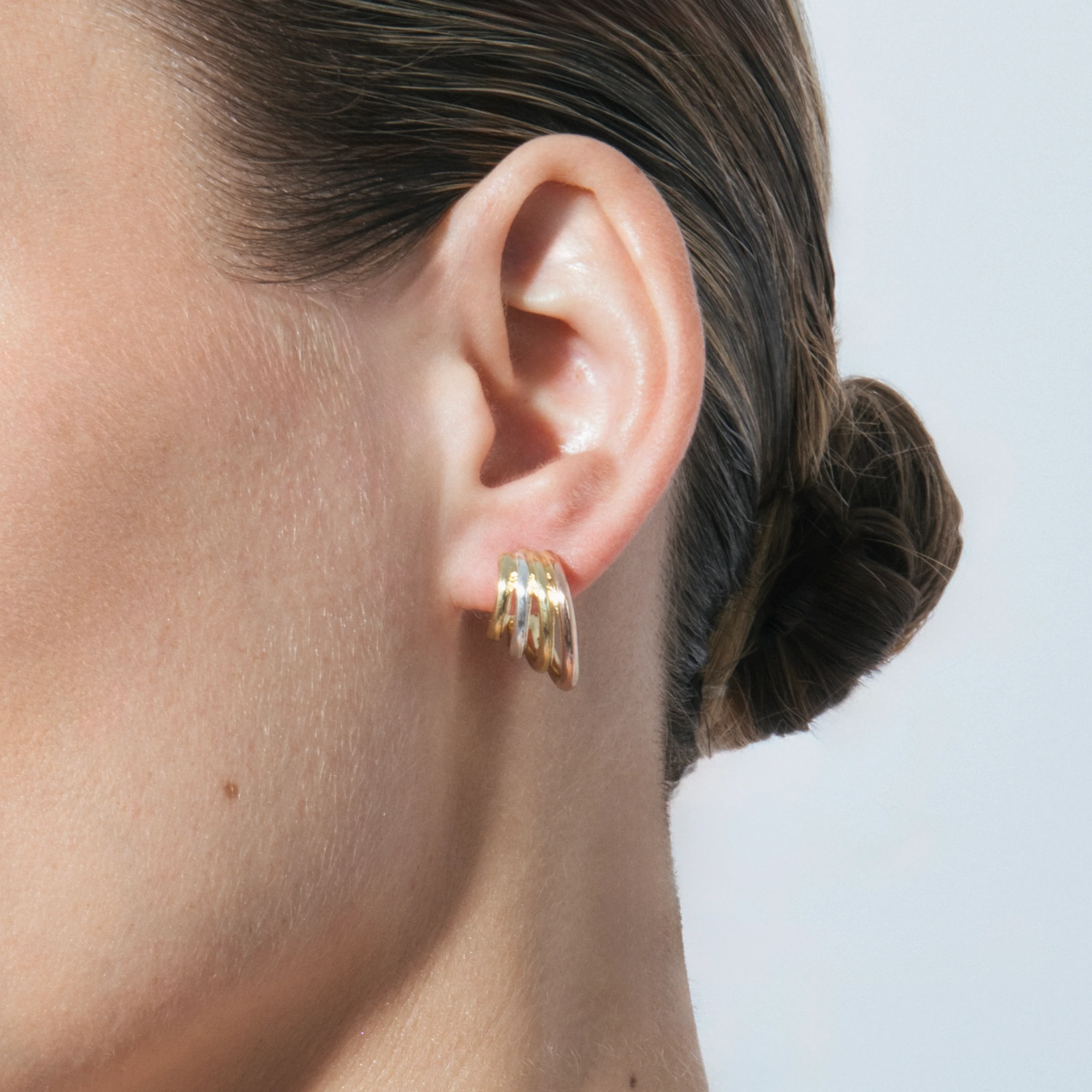 Pendientes acabado en oro amarillo 18k - Linley - Image 4