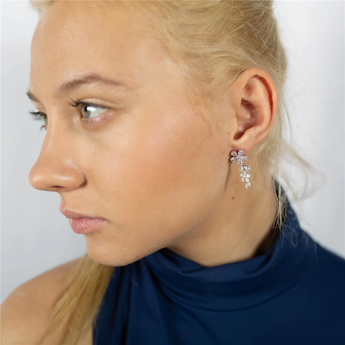Pendientes Lizy Plata De Ley 925 - Lizy BLANCO - Image 4