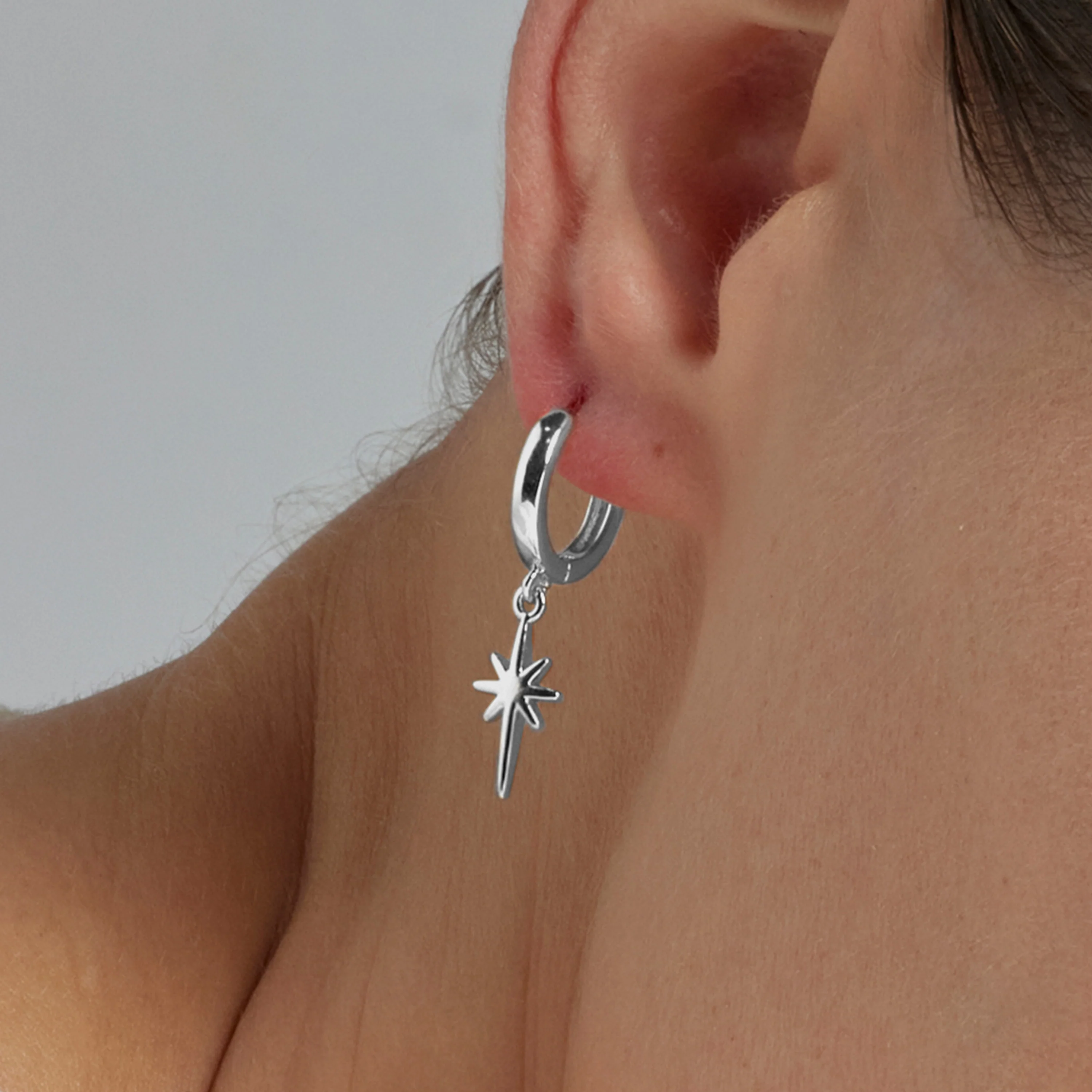 Pendientes de Circonita Brillante acabados en rodio - Mandra - Image 4