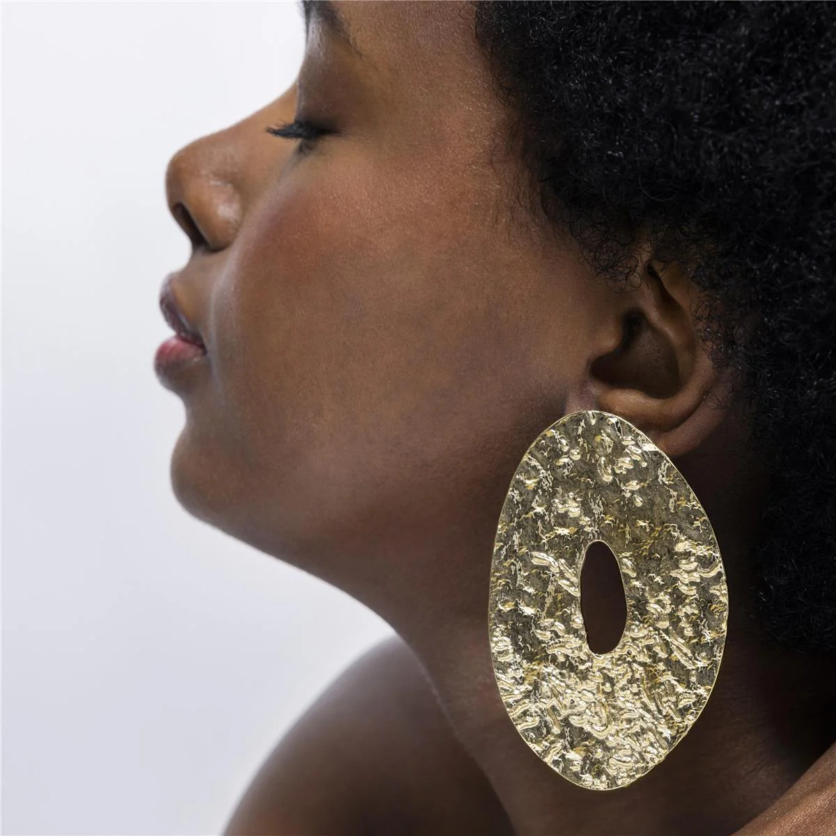 Pendientes Nacko acabados en oro amarillo 18K - Nacko AMARILLO - Image 2