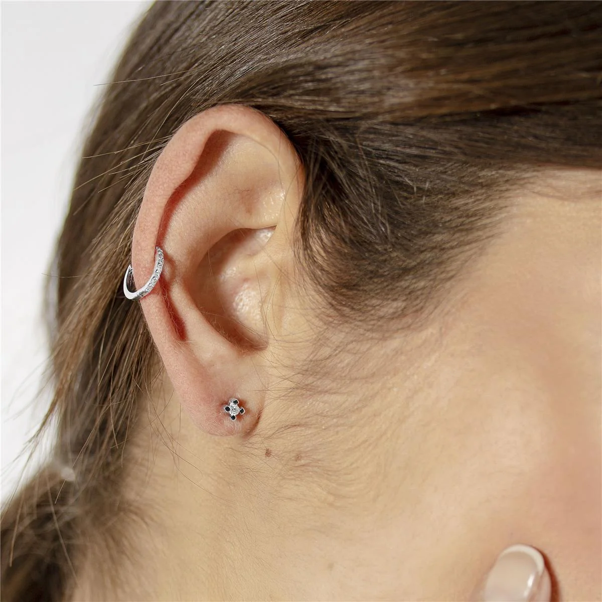 Pendientes Luxenter Oro De Ley De 18 Quilates - Netliv BLANCO - Image 4