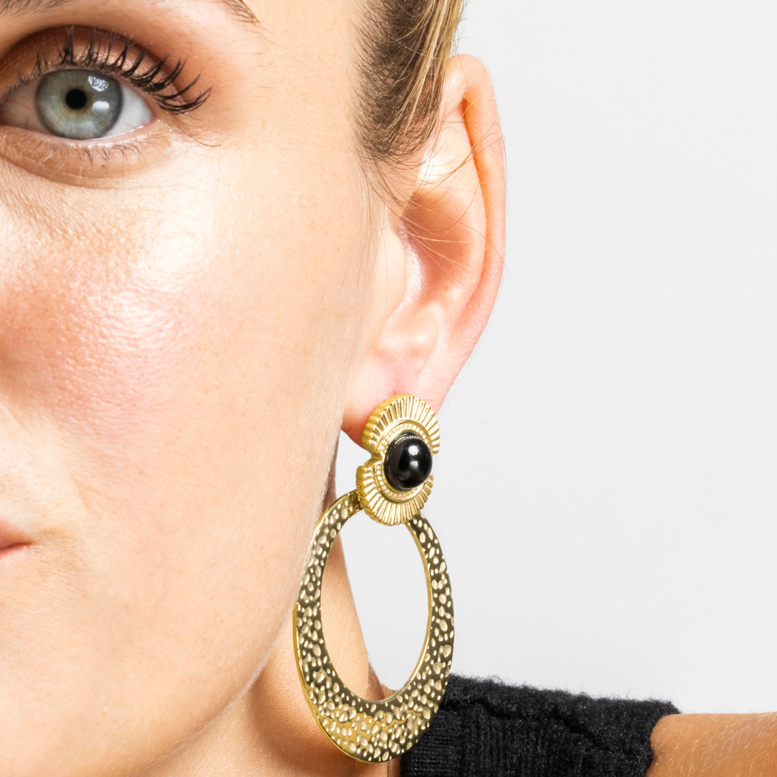 Pendientes con Onix acabado oro 18k - Noraf - Image 4