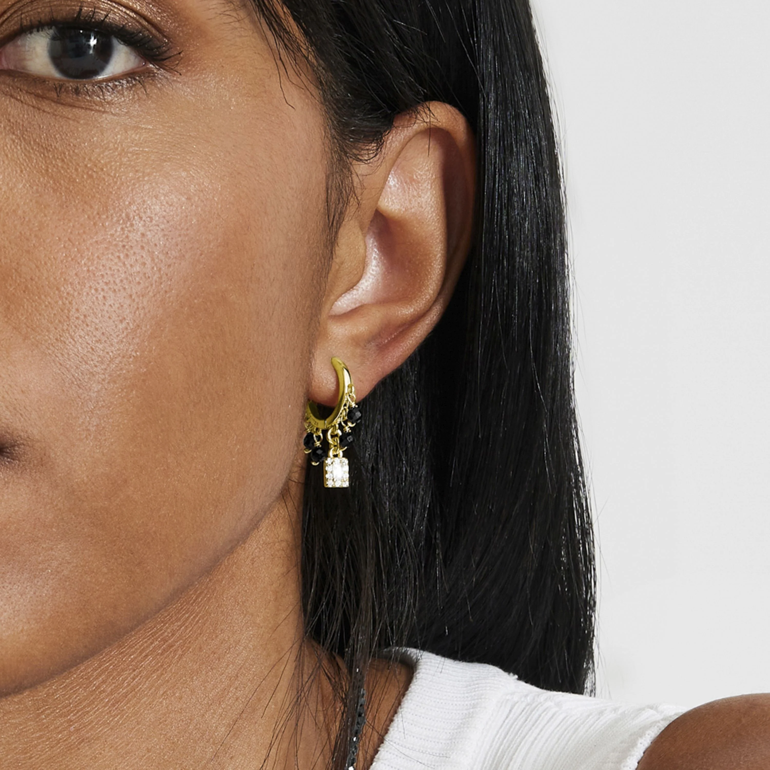 Pendientes de Agata Negra acabados en oro amarillo 18K - Ordzun - Image 3