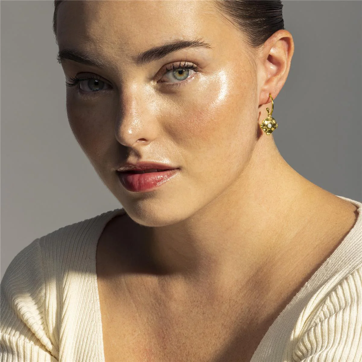 Pendientes Oriel acabado oro 18k - Oriel BLANCO - Image 2