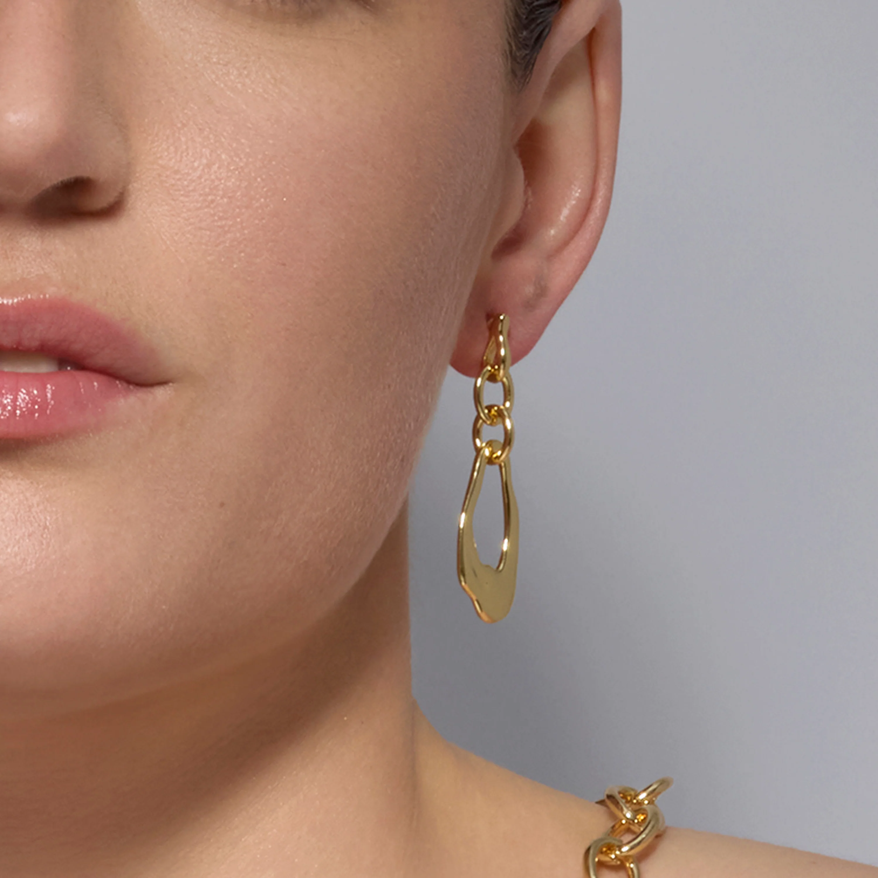 Pendientes acabado oro amarillo de 18k - Othoai - Image 4