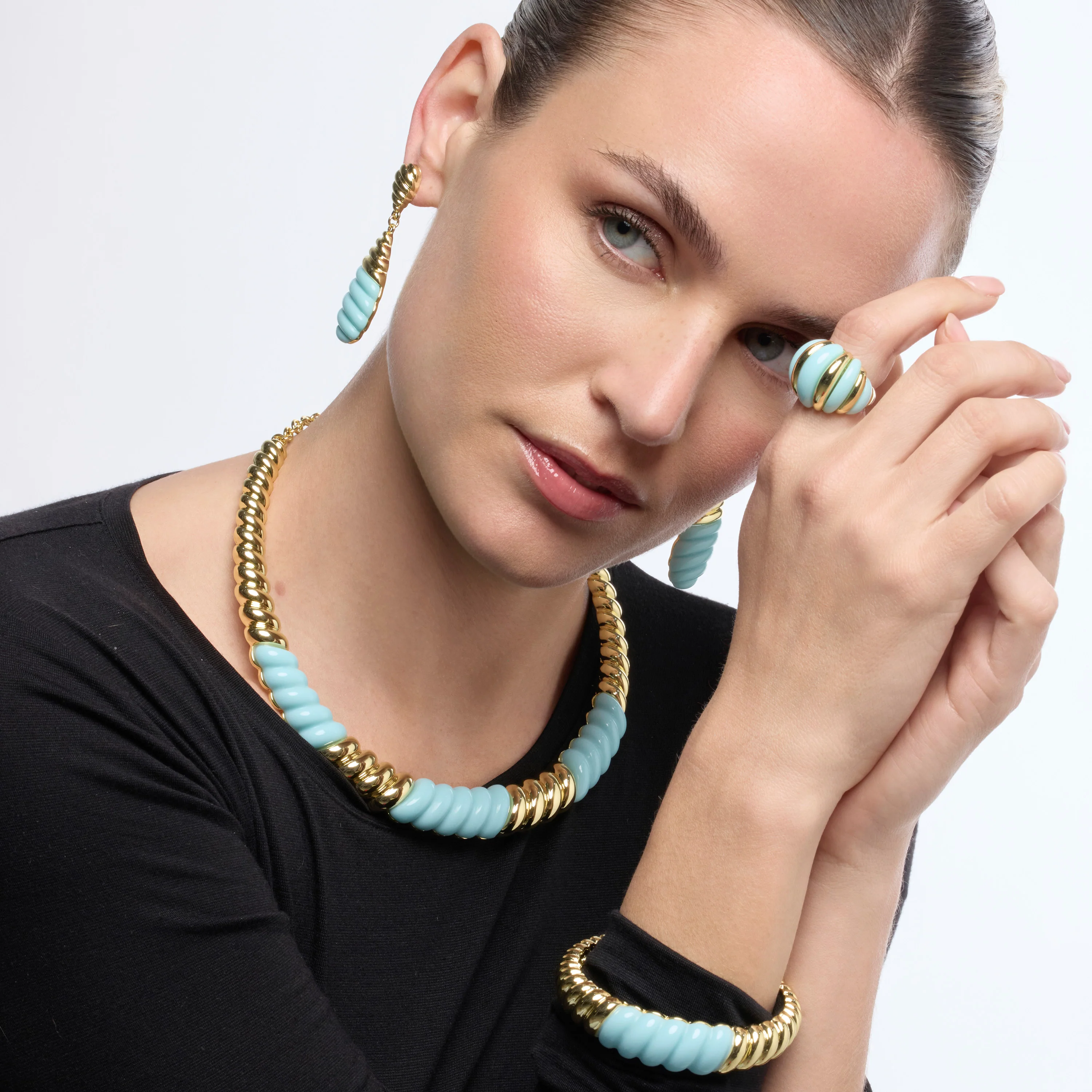 Pendientes acabado oro amarillo de 18k y Resina Azul - Rawil - Image 6
