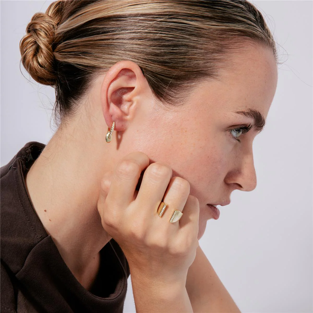 Pendientes de Plata de Ley 925 y Circonita Brillante acabado en oro amarillo 18k - Riusva - Image 2