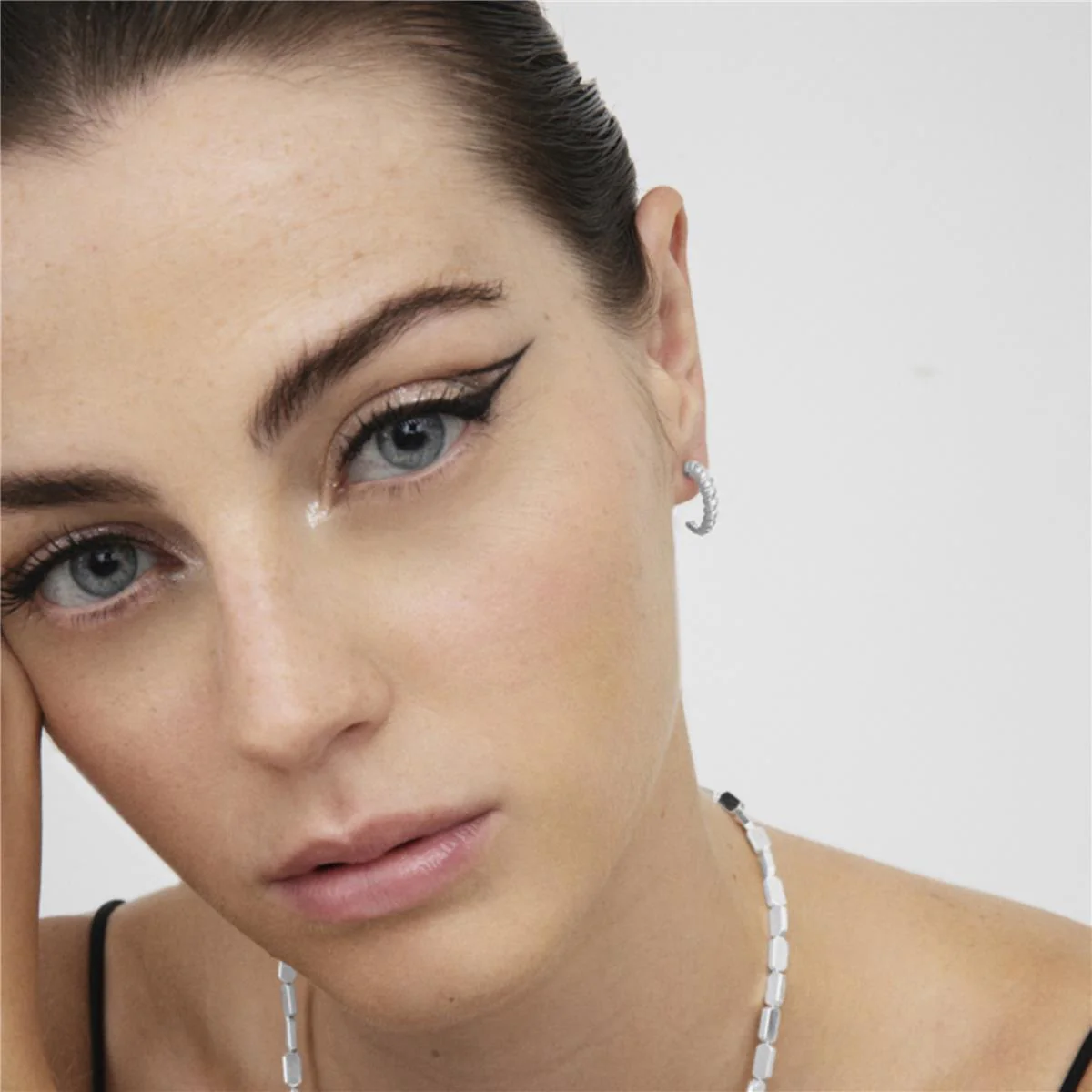 PENDIENTES ROTHRYTH PLATA - Rothryth GRIS - Image 2